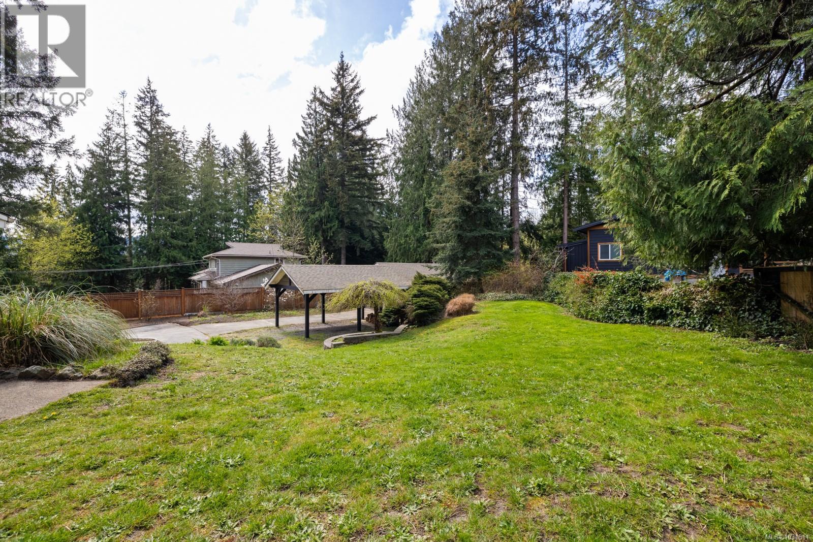 2132 DANDELION LANE - 5