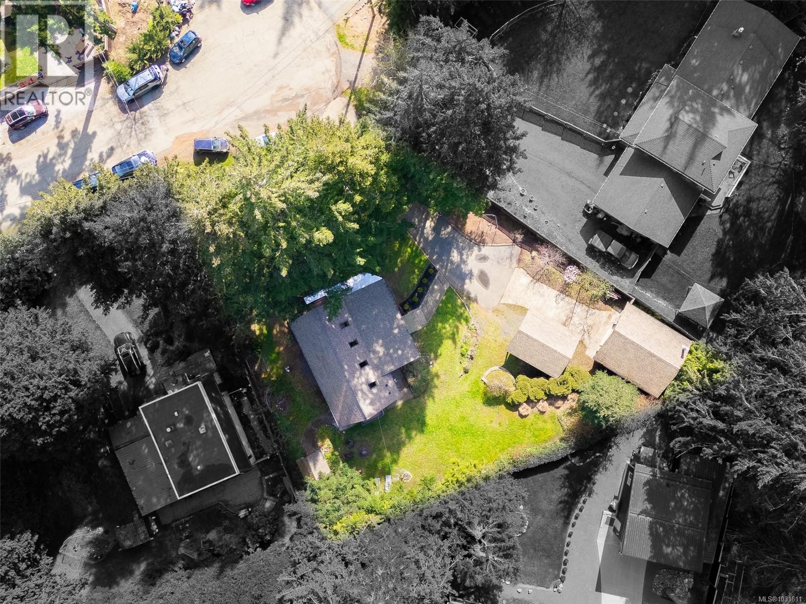 2132 DANDELION LANE - 6