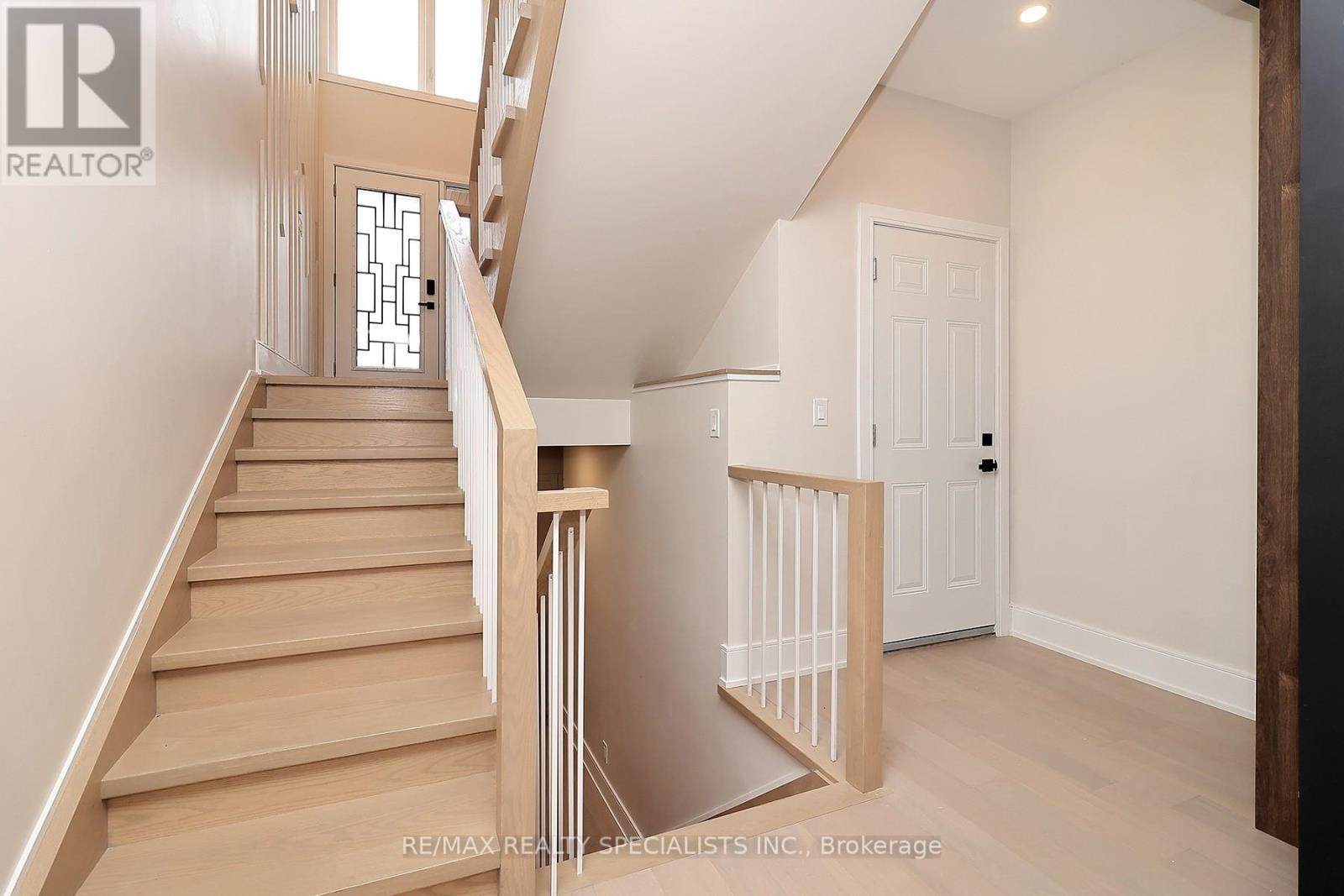 1046 ROOSEVELT ROAD - 16