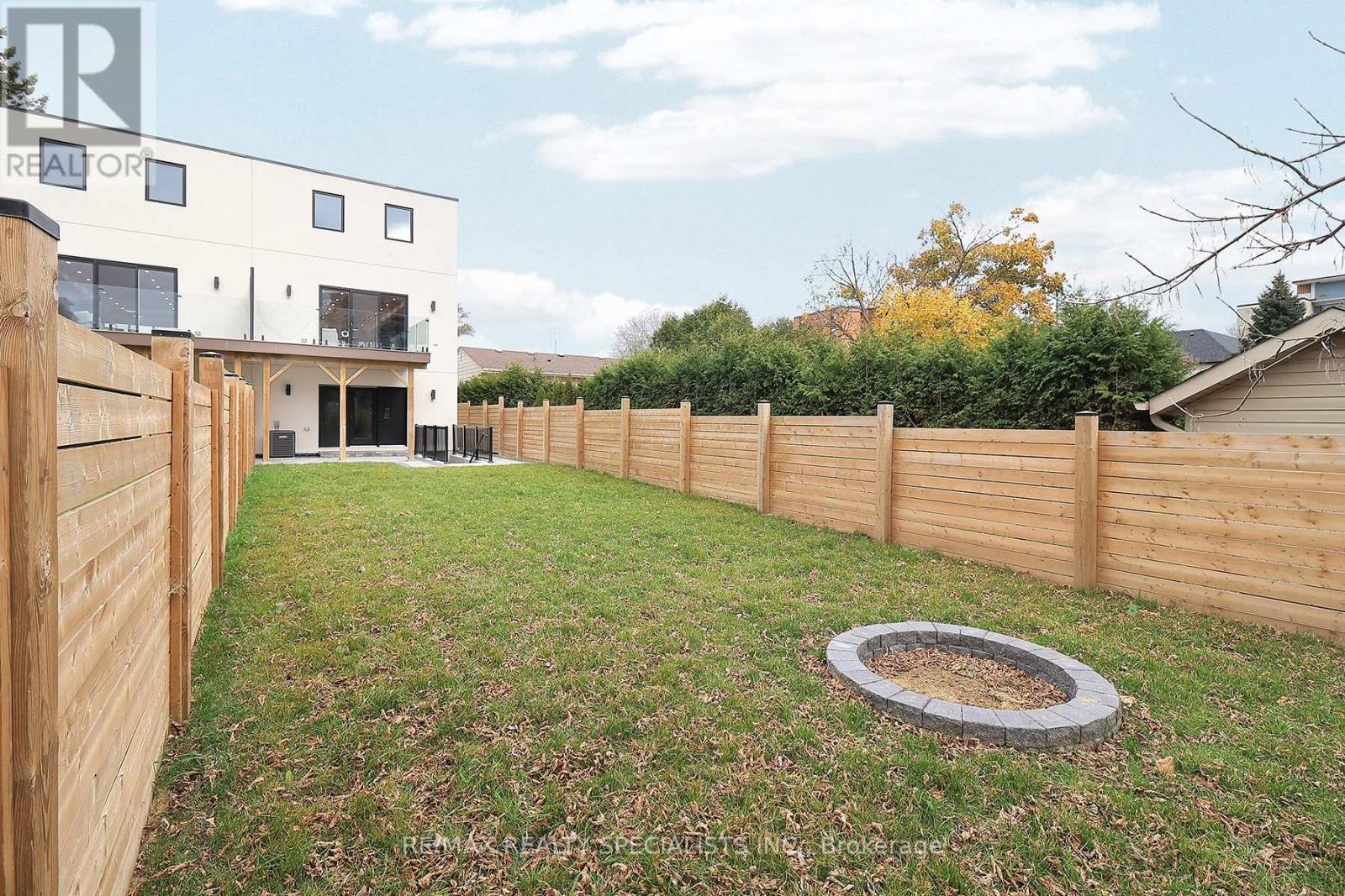 1046 ROOSEVELT ROAD - 5