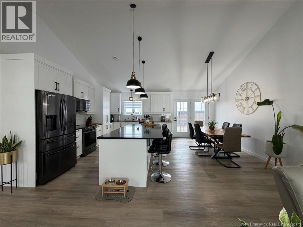 42 Chouinard Street - 4