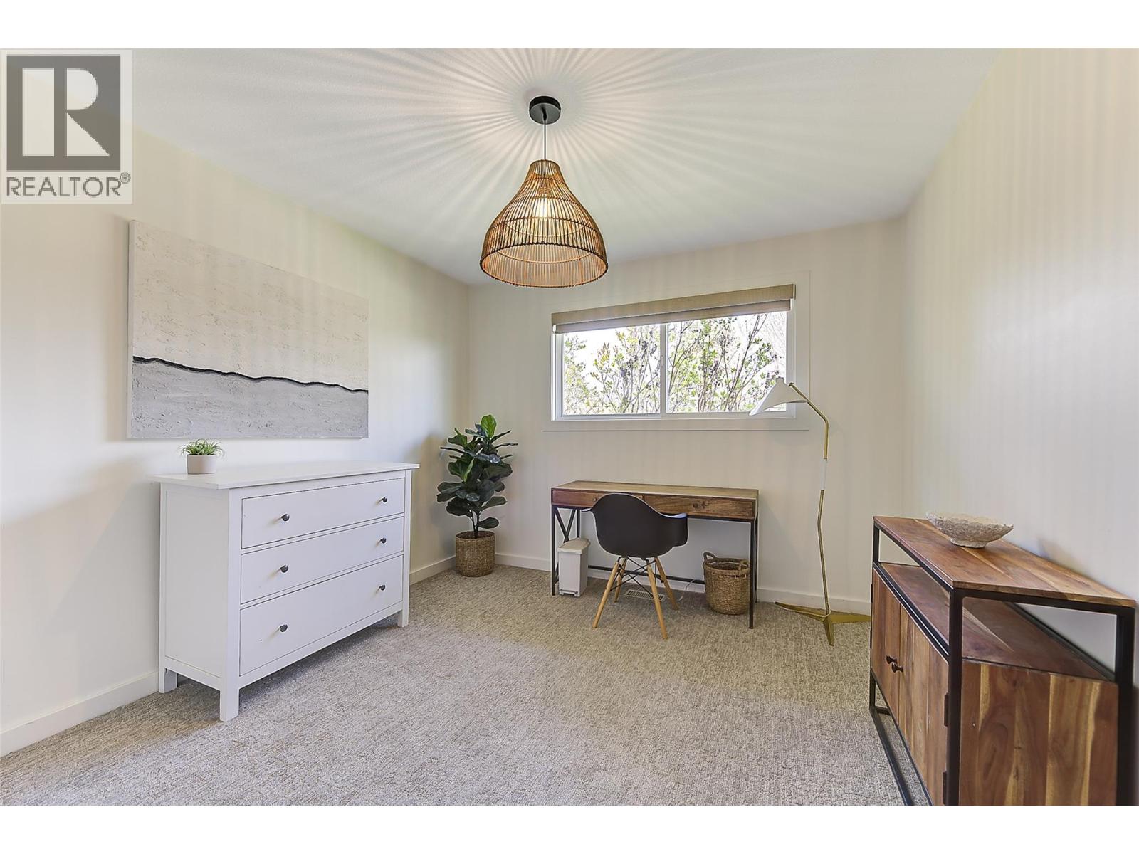 1520 Oakridge Road, Kelowna