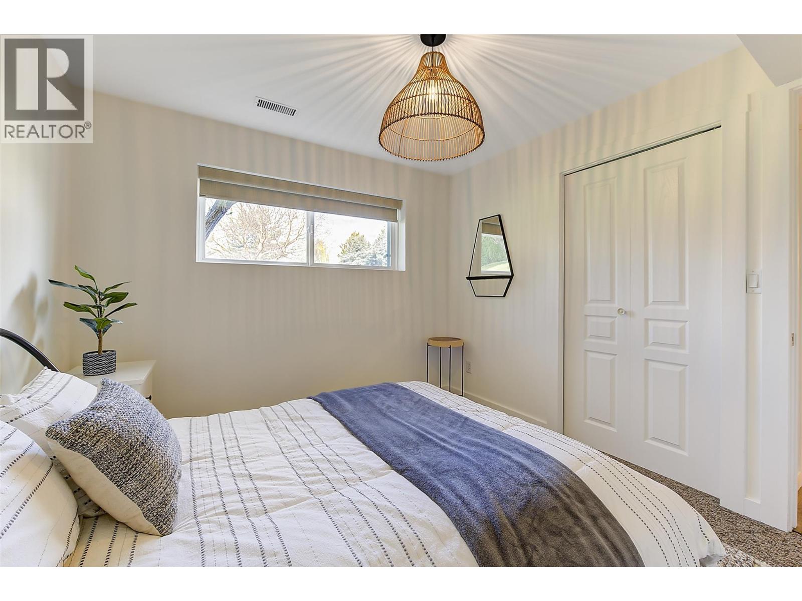 1520 Oakridge Road, Kelowna