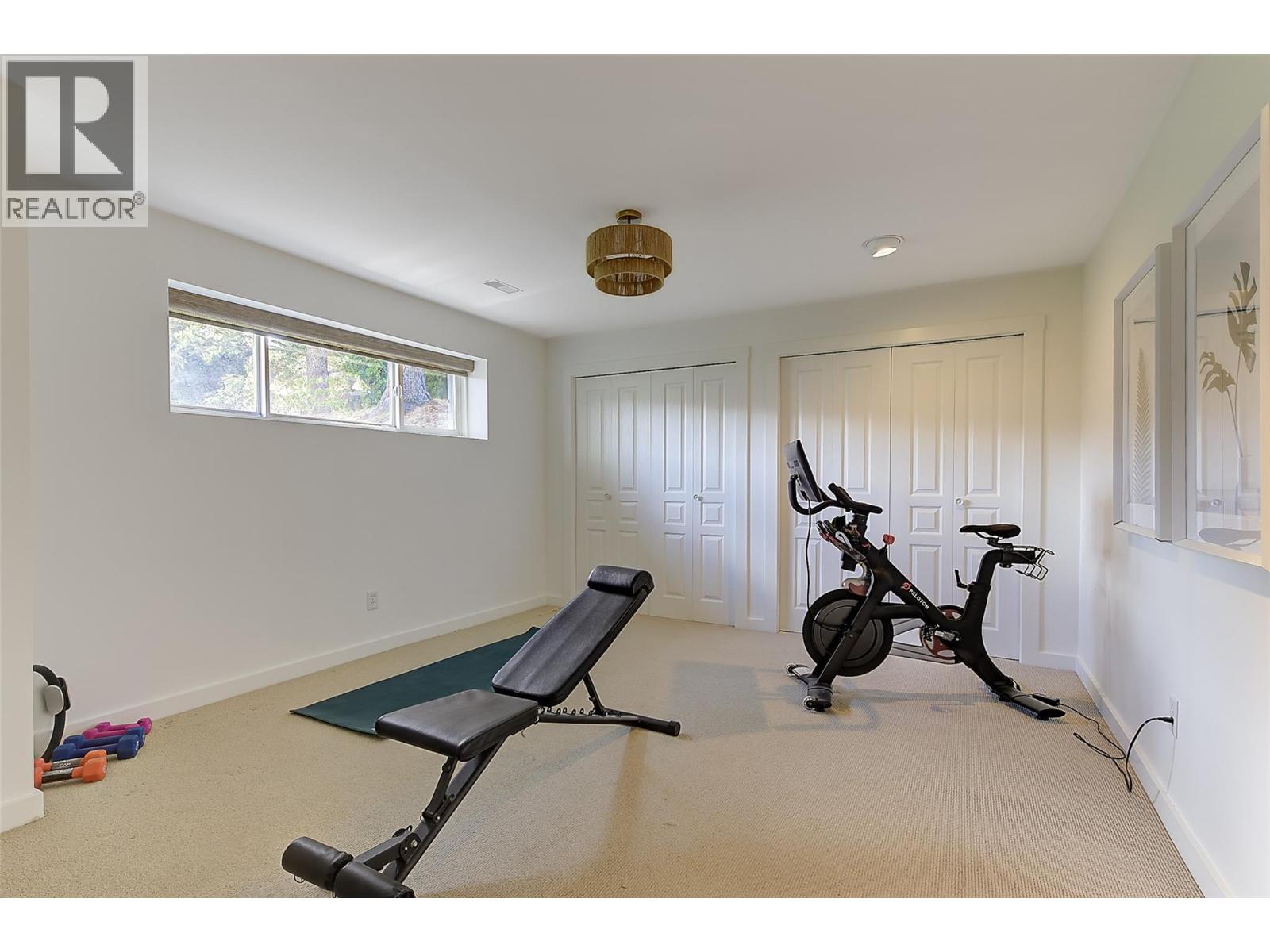 1520 Oakridge Road, Kelowna