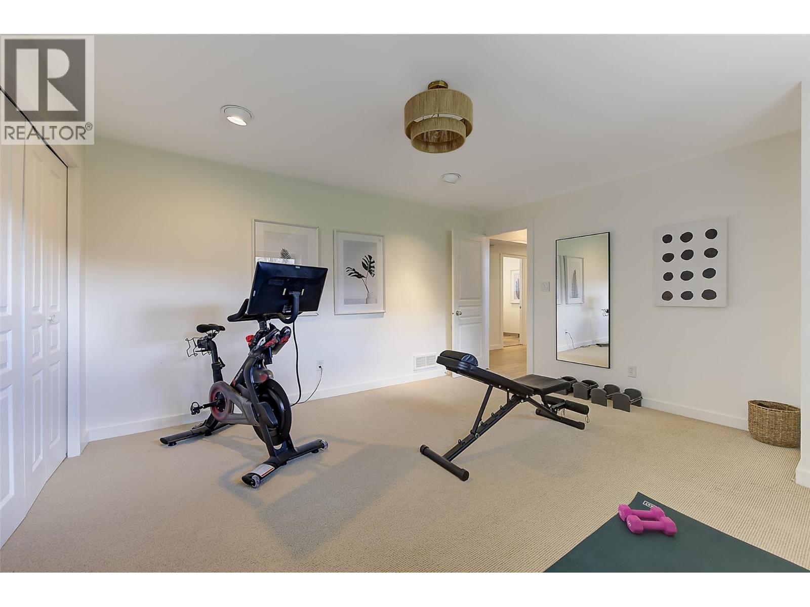 1520 Oakridge Road, Kelowna