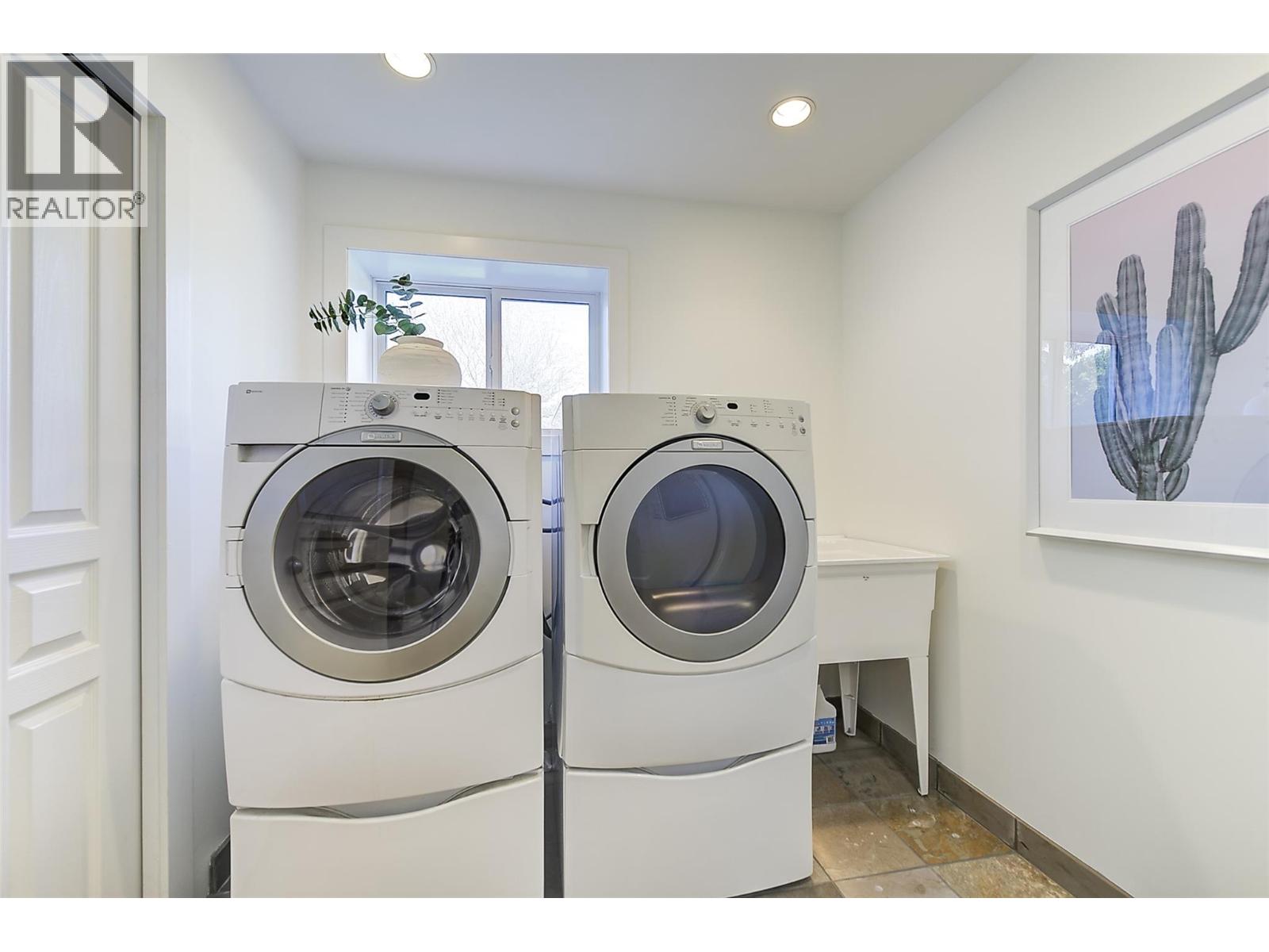 1520 Oakridge Road, Kelowna