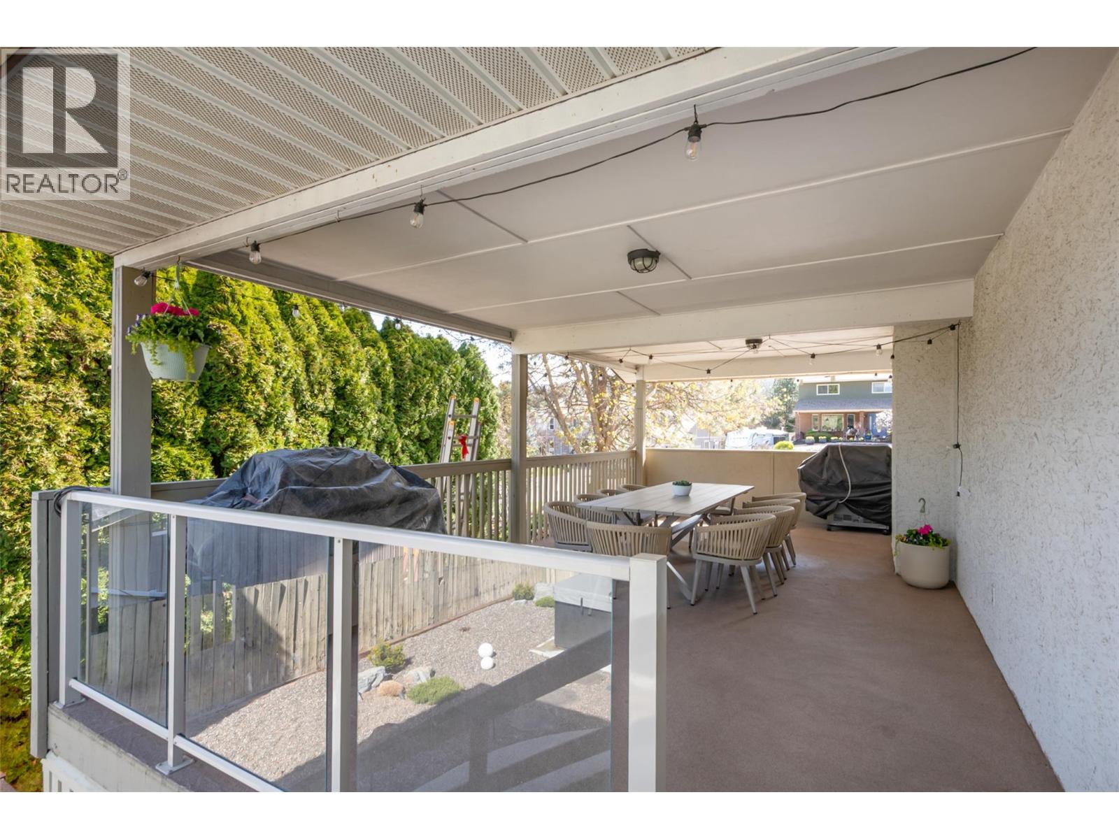 1520 Oakridge Road, Kelowna