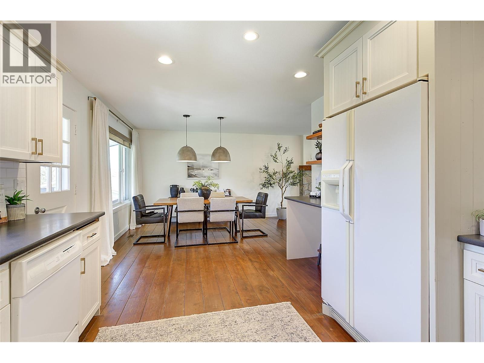 1520 Oakridge Road, Kelowna