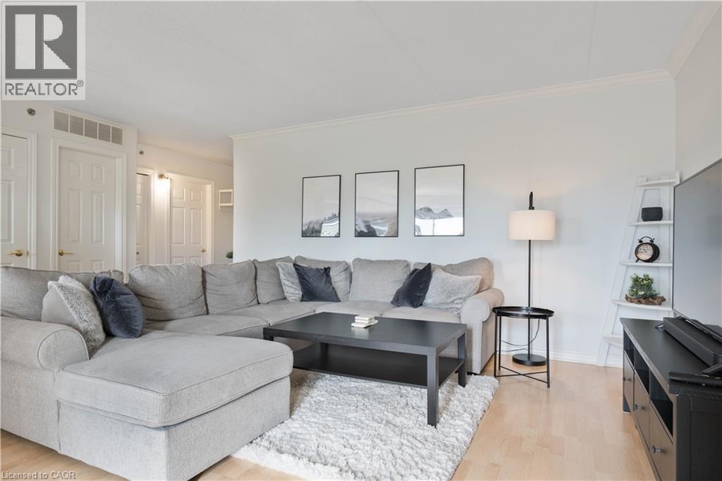#304 4450 FAIRVIEW STREET - 6