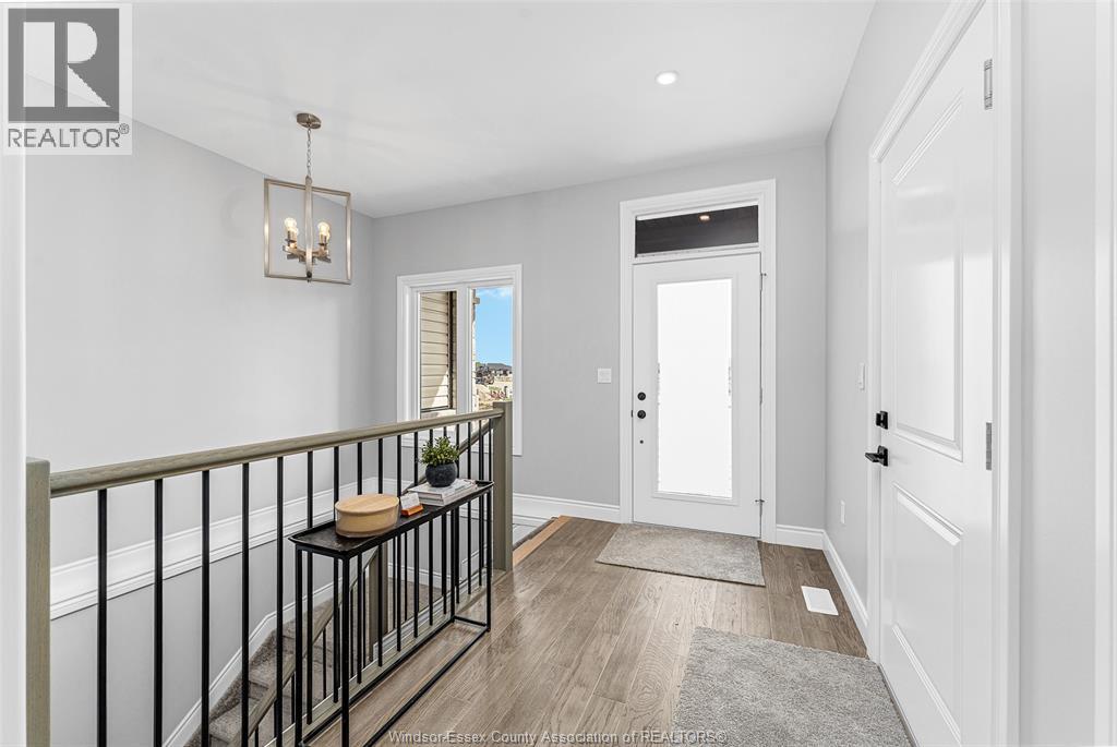 200 WORTHINGTON COURT - 6