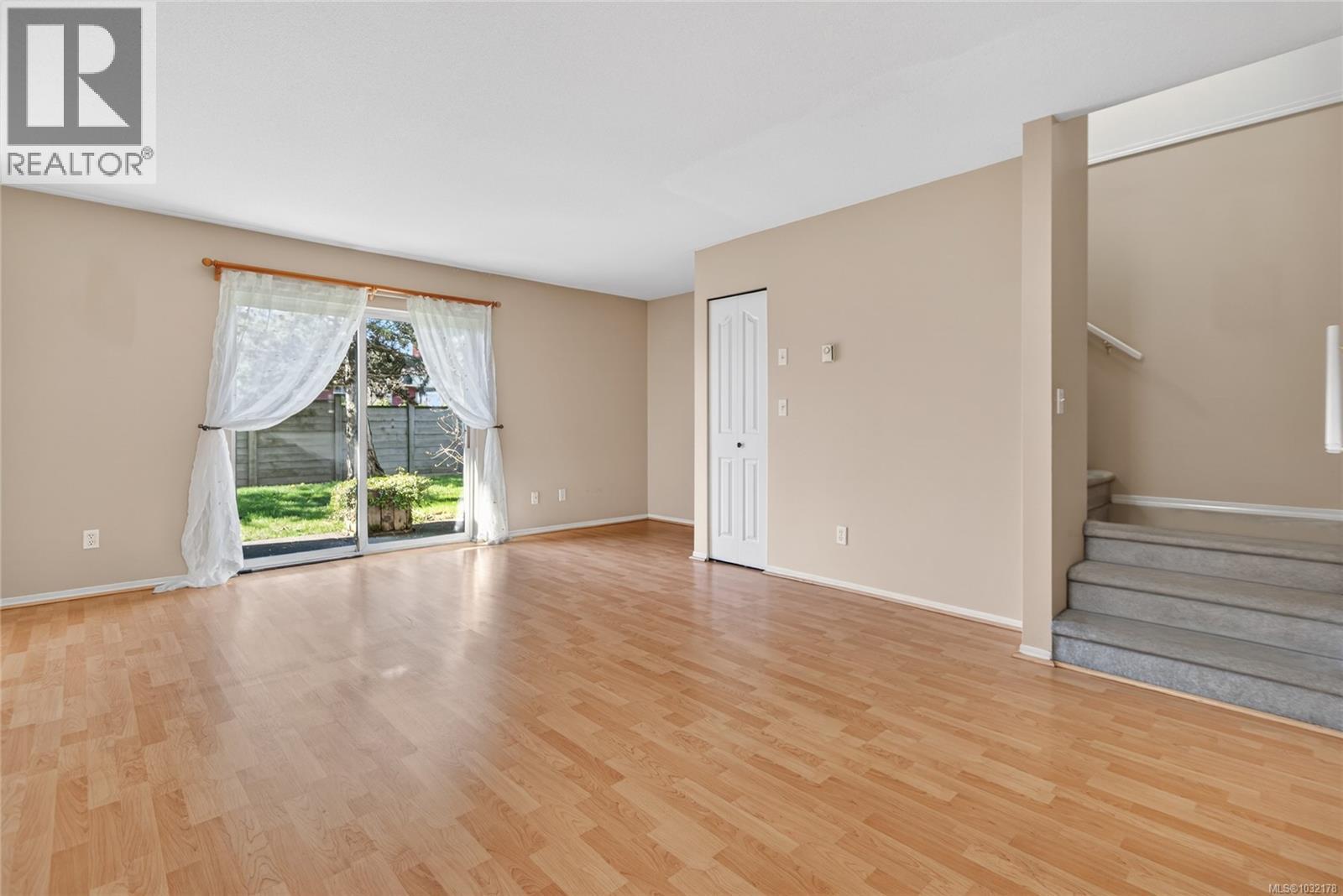 #12 717 ASPEN RD - 7