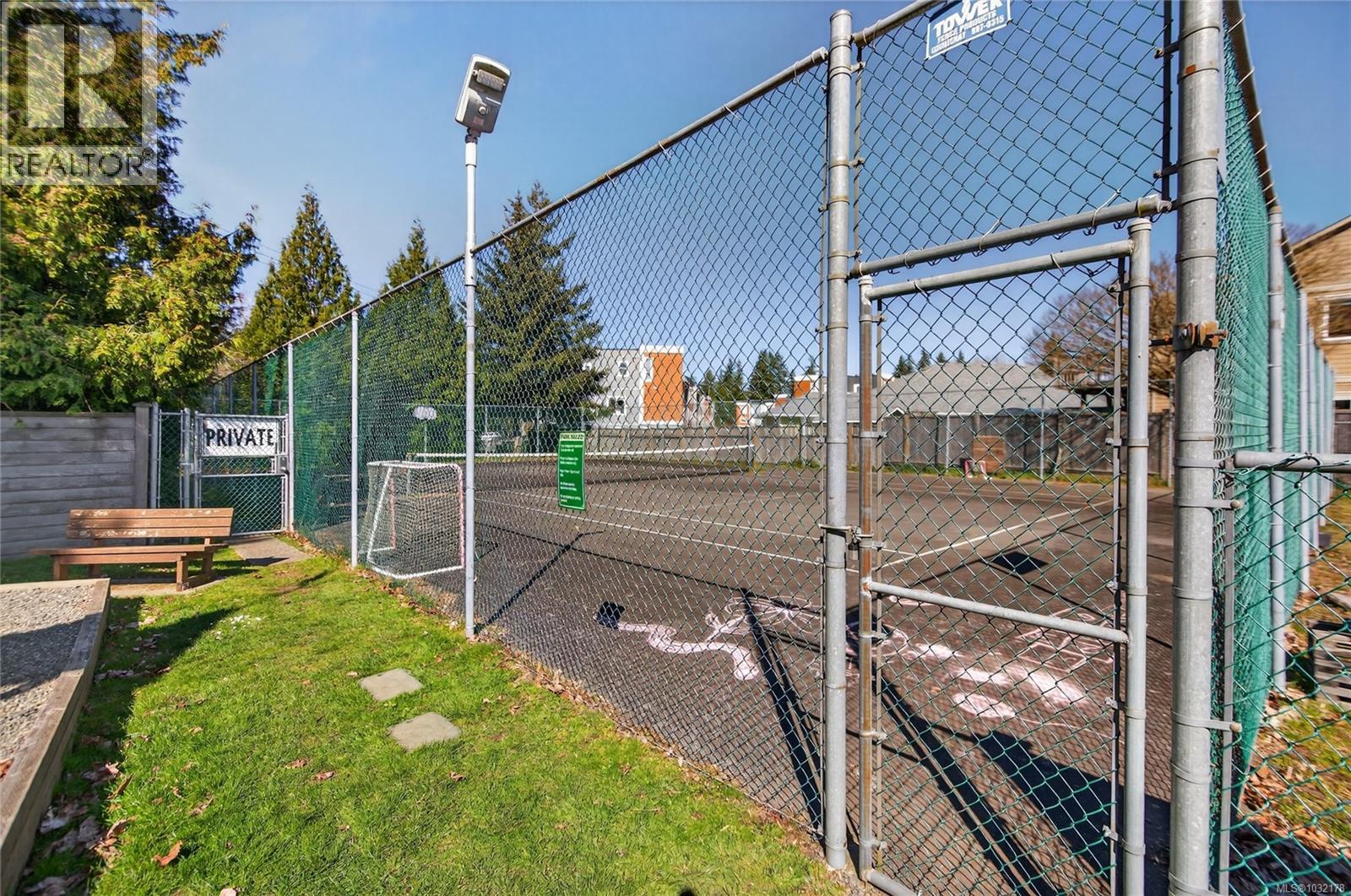 #12 717 ASPEN RD - 18