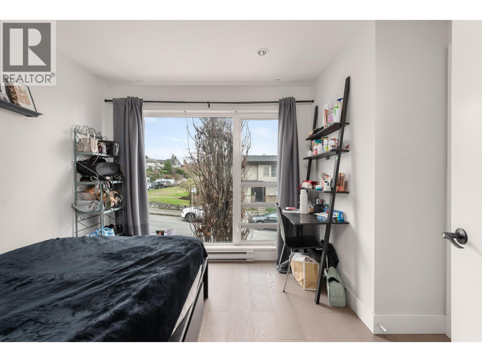147 ST. PATRICKS AVENUE, North Vancouver