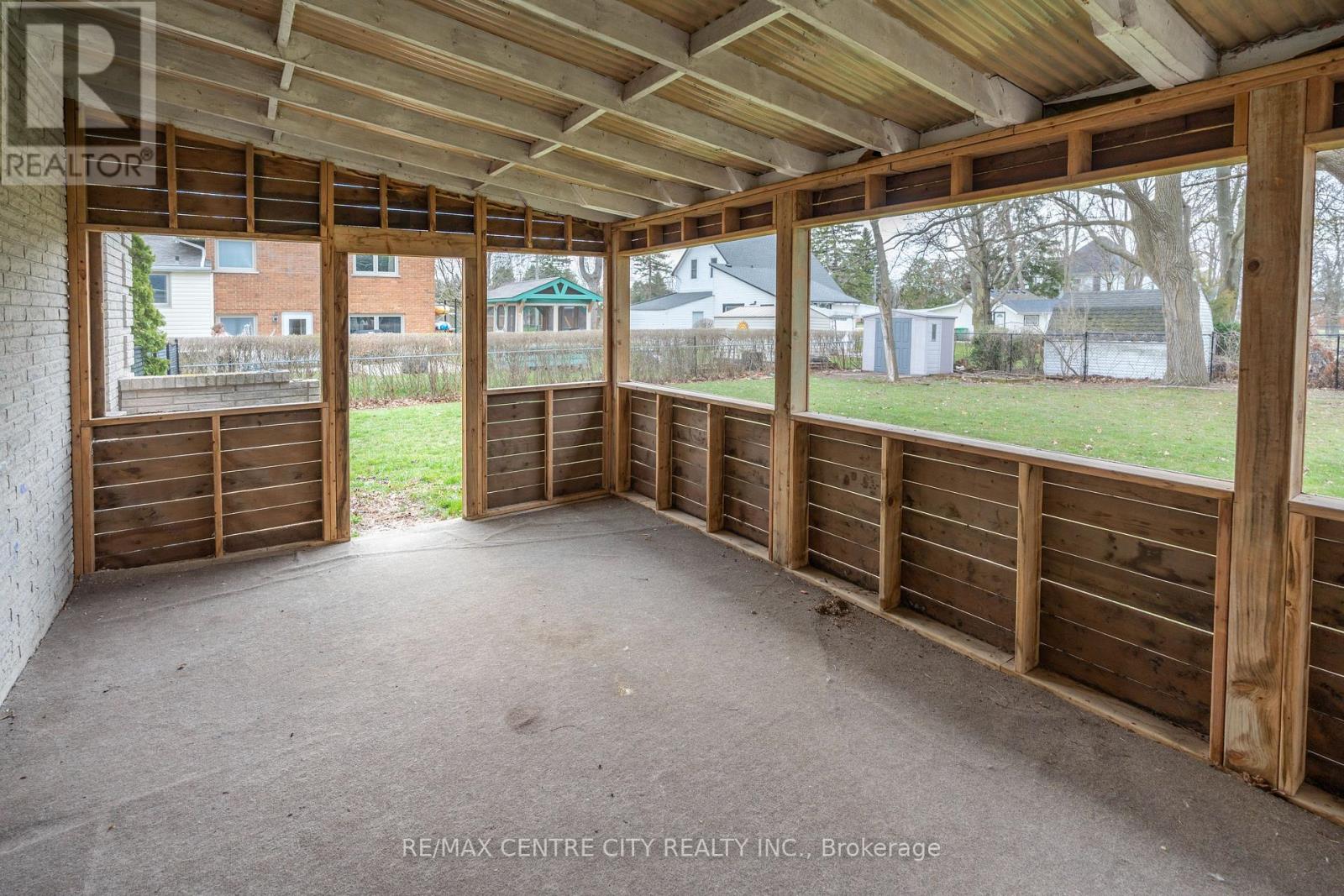 272 COAD STREET Property Photo