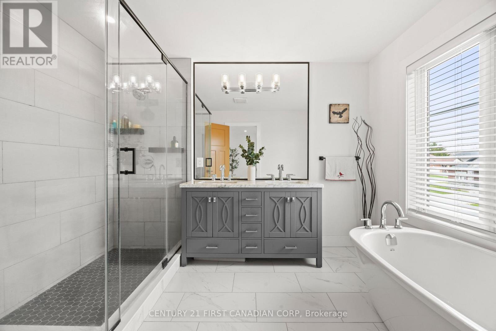 10 BEATY LANE Property Photo