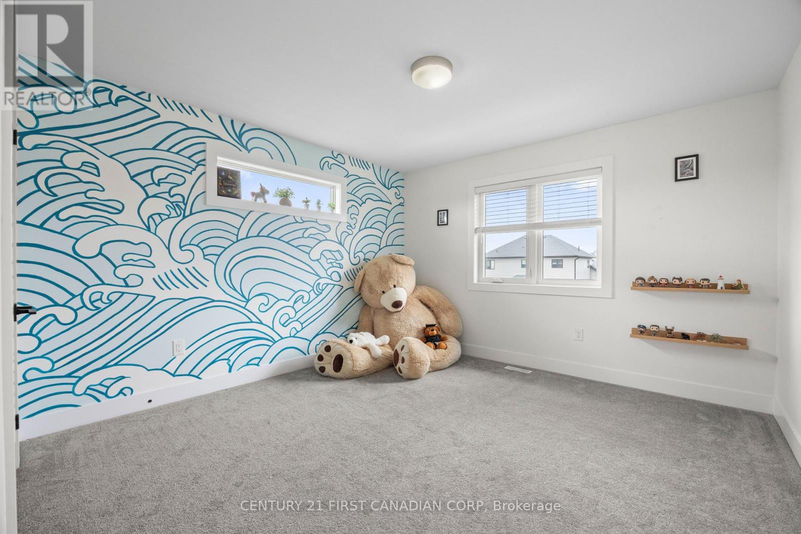 10 BEATY LANE Property Photo