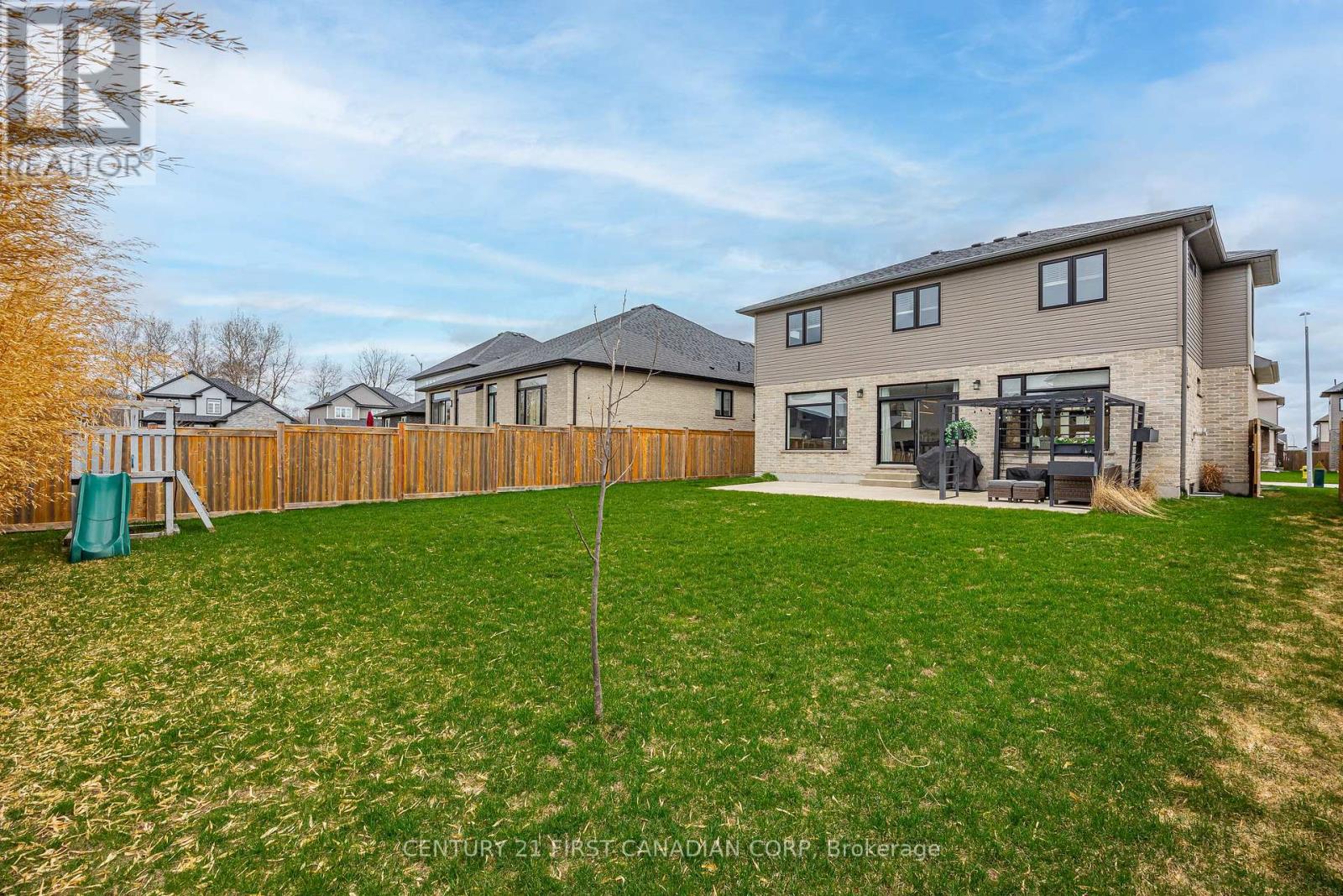 10 BEATY LANE Property Photo