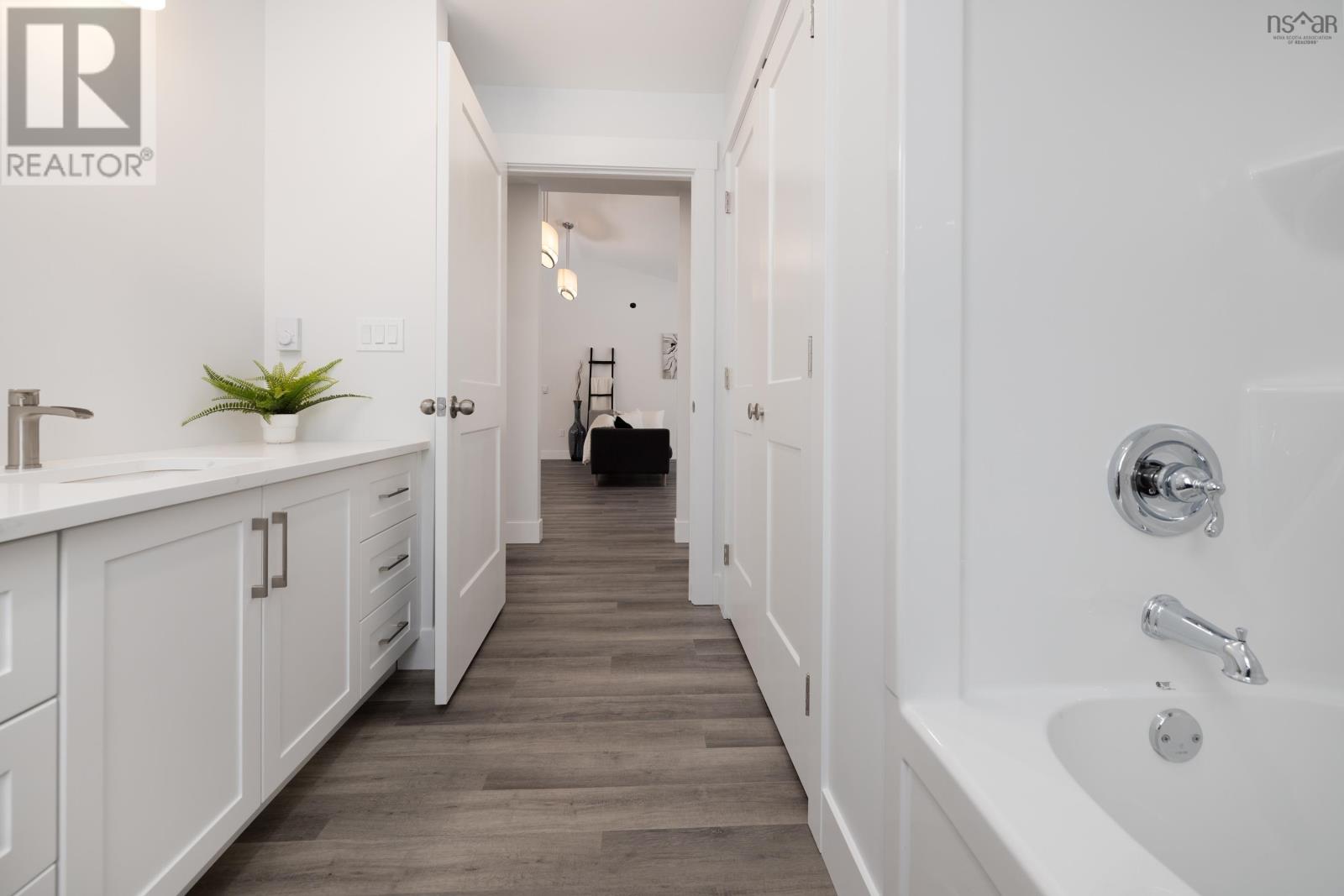 Property 14 of 24 of 47 Theresa Court