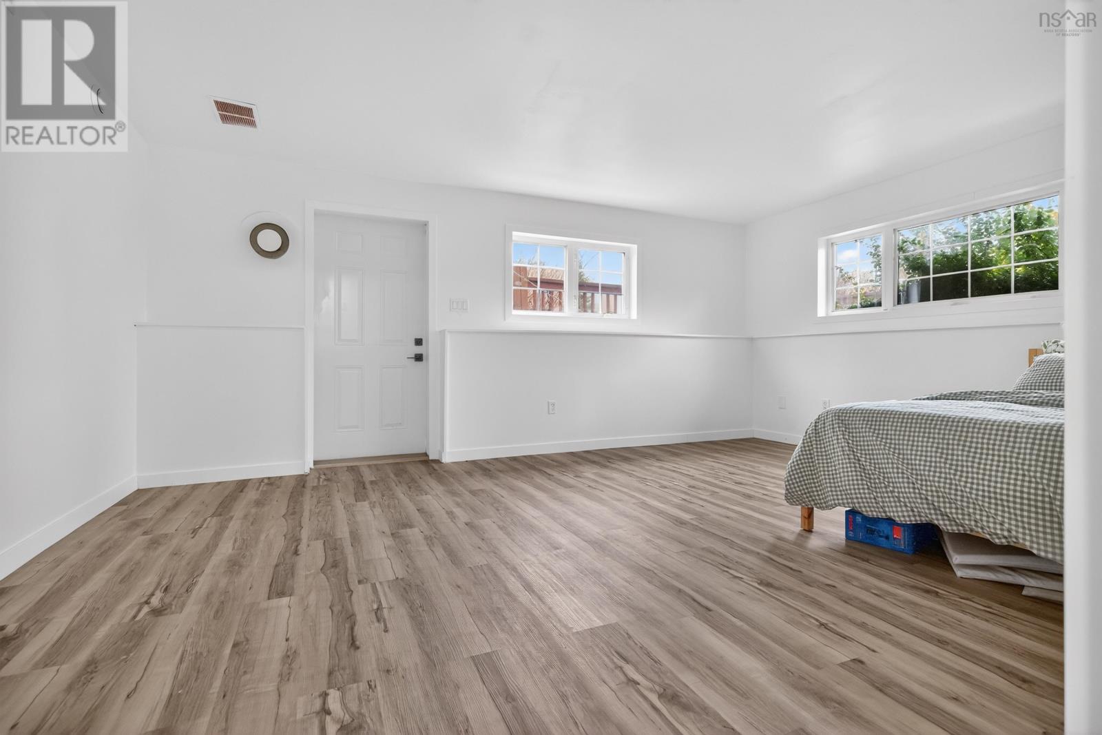 Property 24 of 51 of 38 Charles Mead Drive