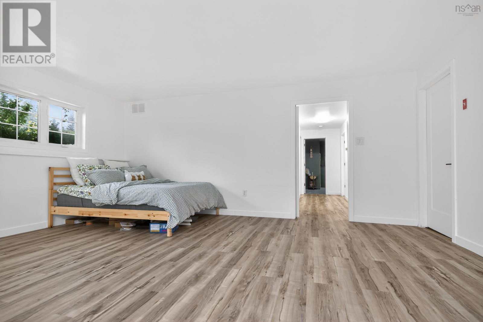 Property 23 of 51 of 38 Charles Mead Drive