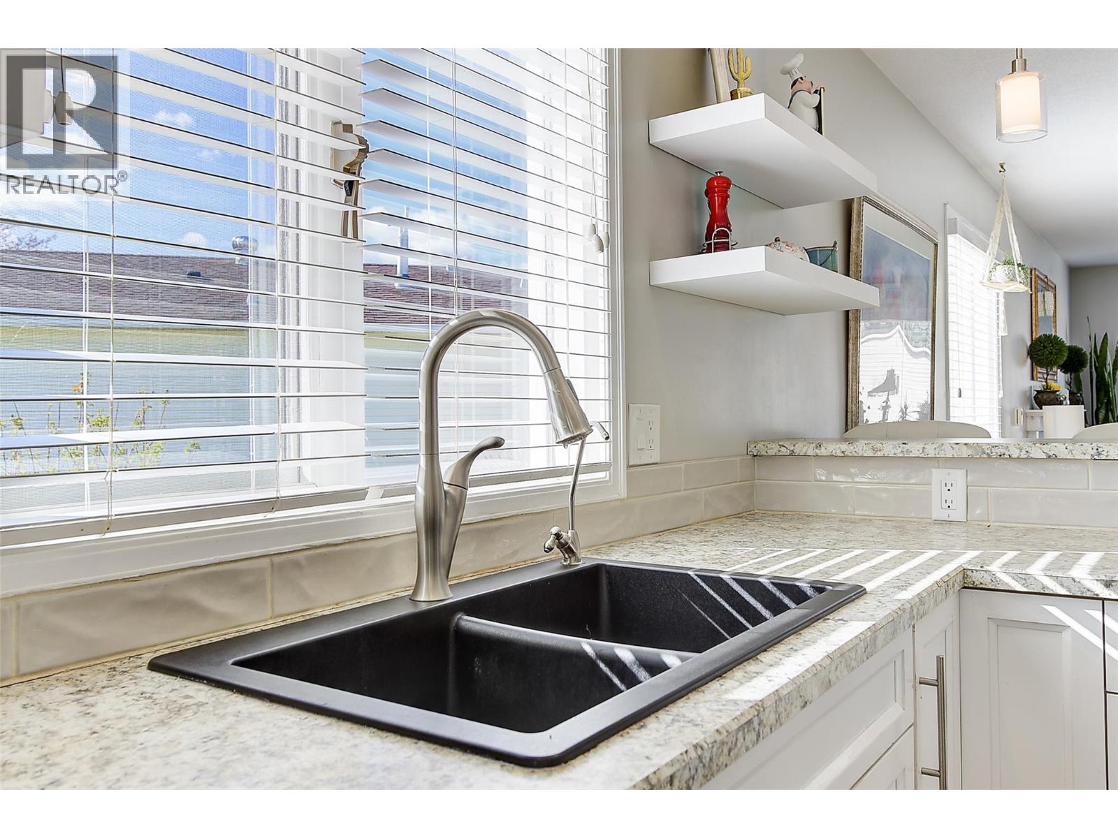 449 1260 Raymer Avenue, Kelowna