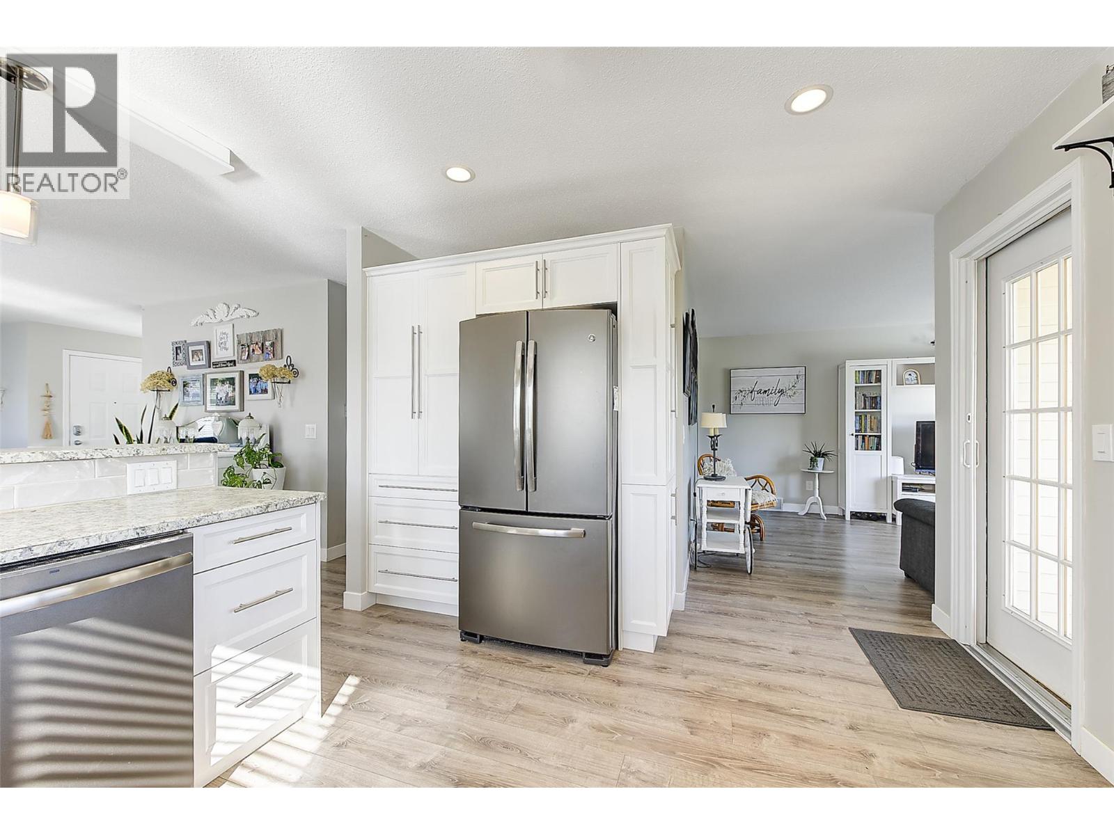 449 1260 Raymer Avenue, Kelowna