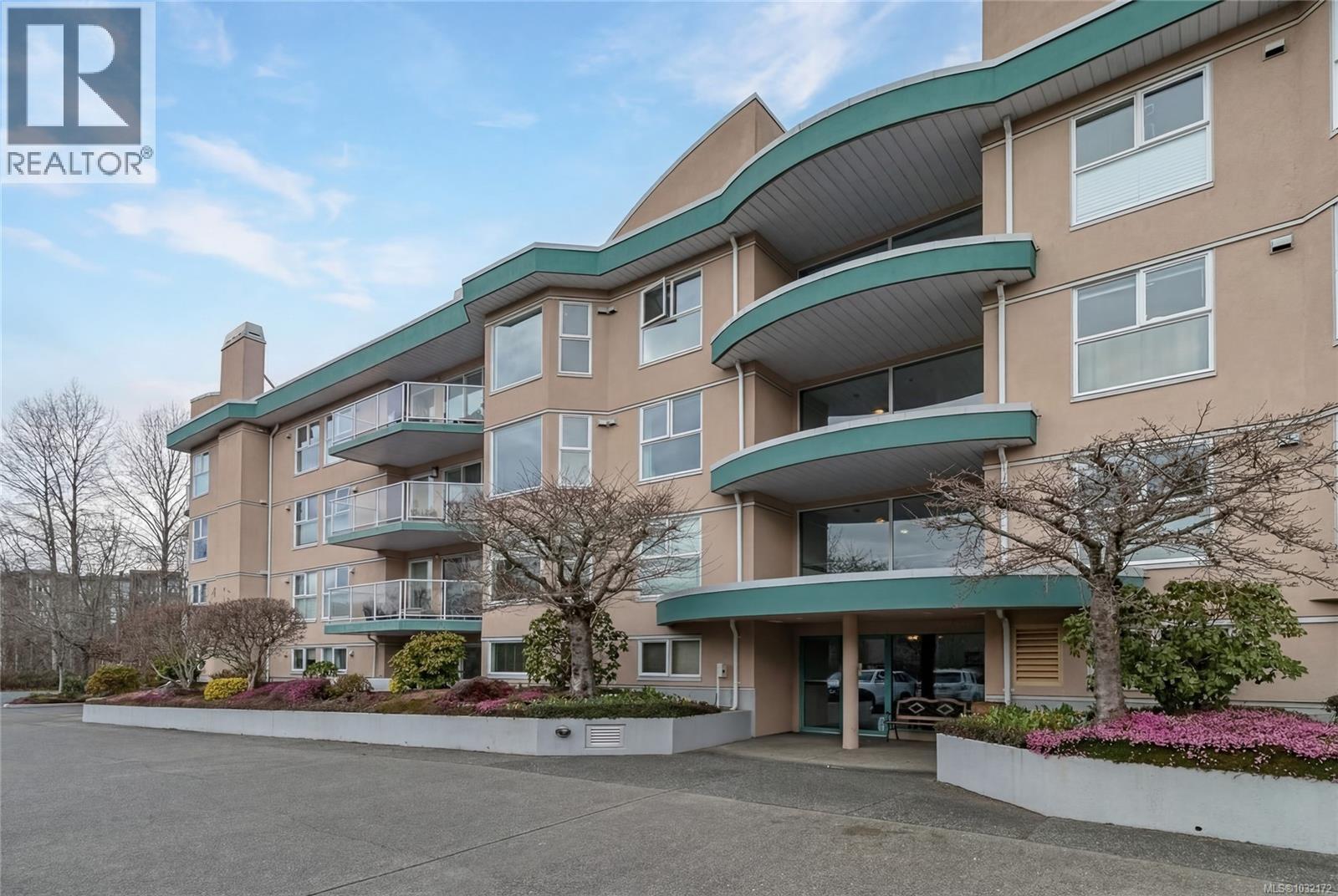 #309 3009 BRITTANY DR - Image 2