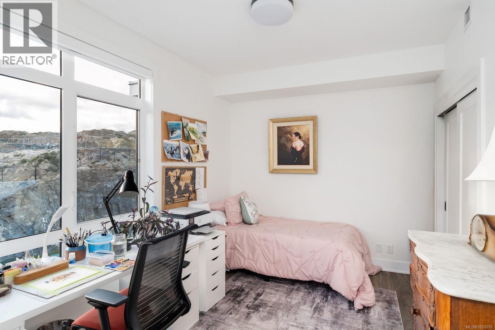 #402 1110 SAMAR CRES - 17