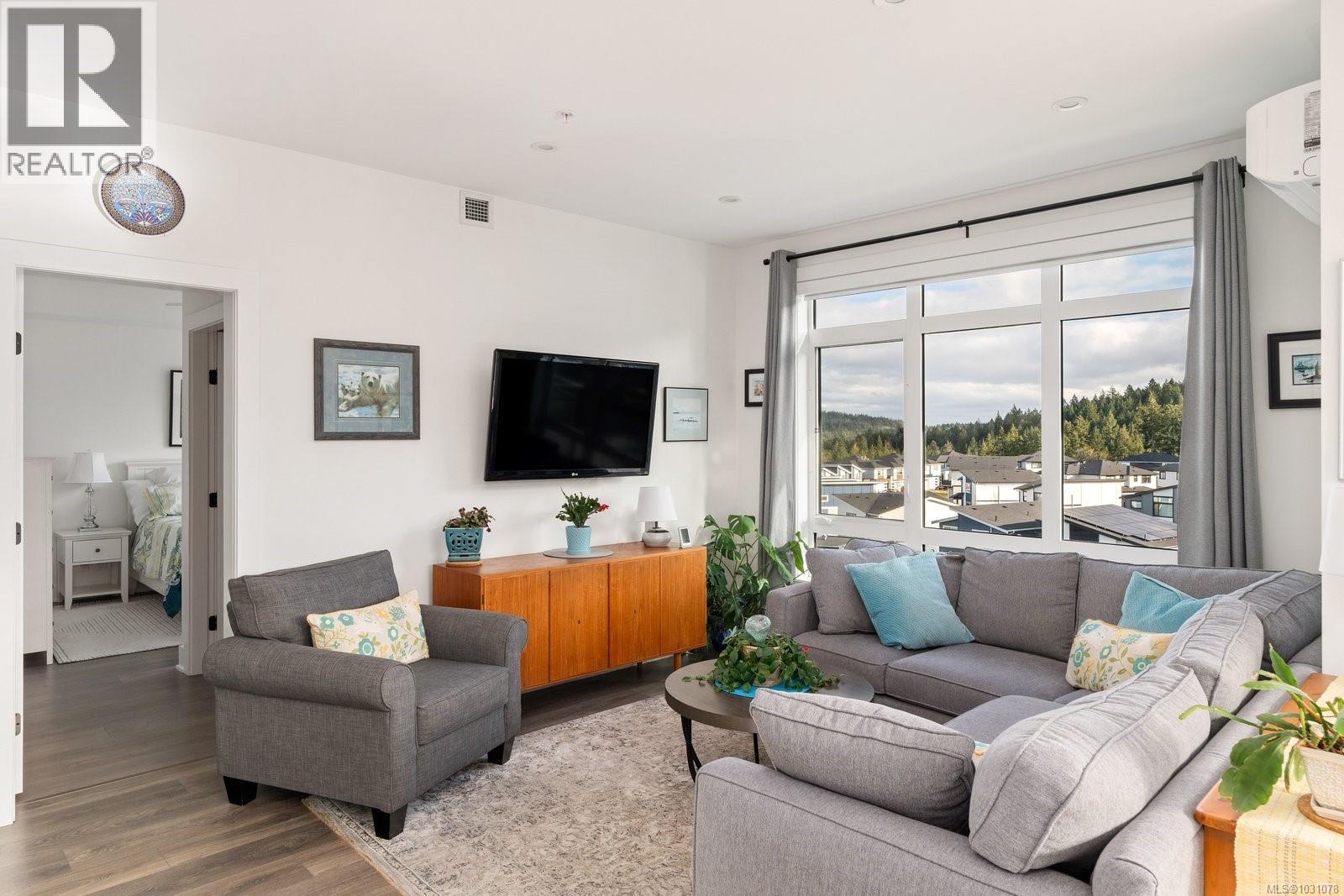 #402 1110 SAMAR CRES - 7