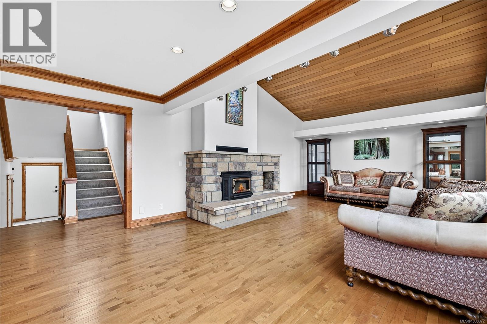 200 WILKIE WAY - Image 2