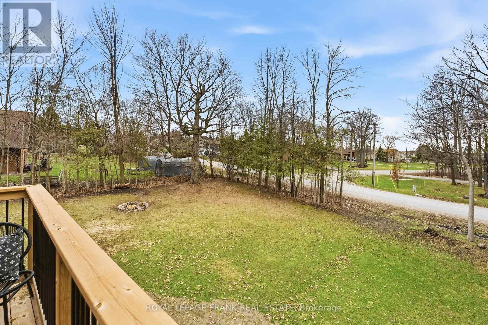 12 SHELLEY DRIVE - 31