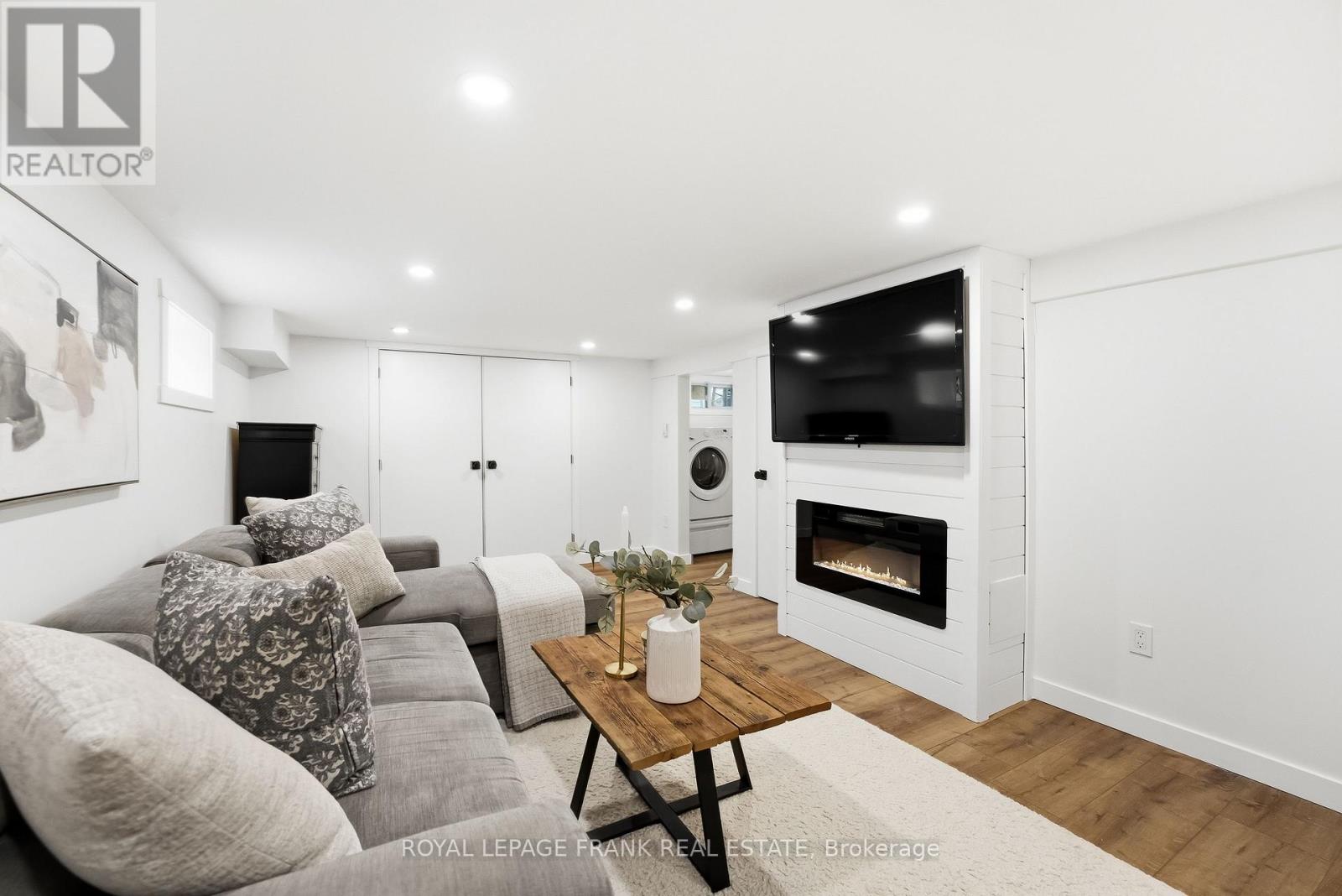 12 SHELLEY DRIVE - 38