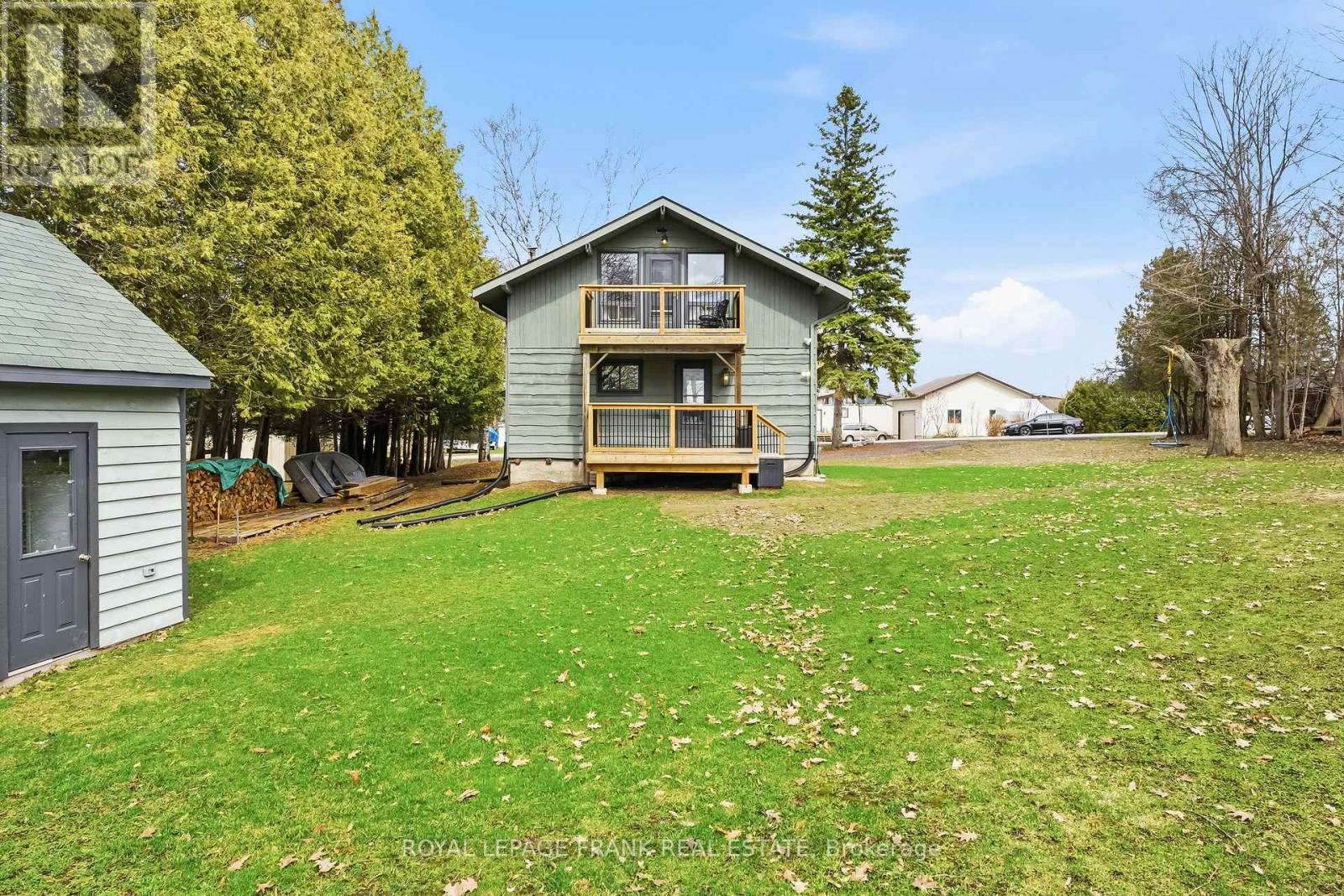 12 SHELLEY DRIVE - 44