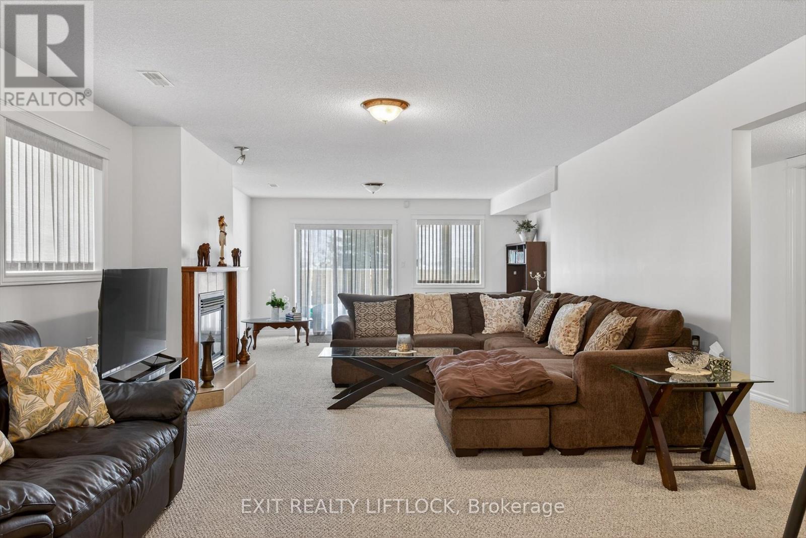 1724 GLENFOREST BOULEVARD - 18