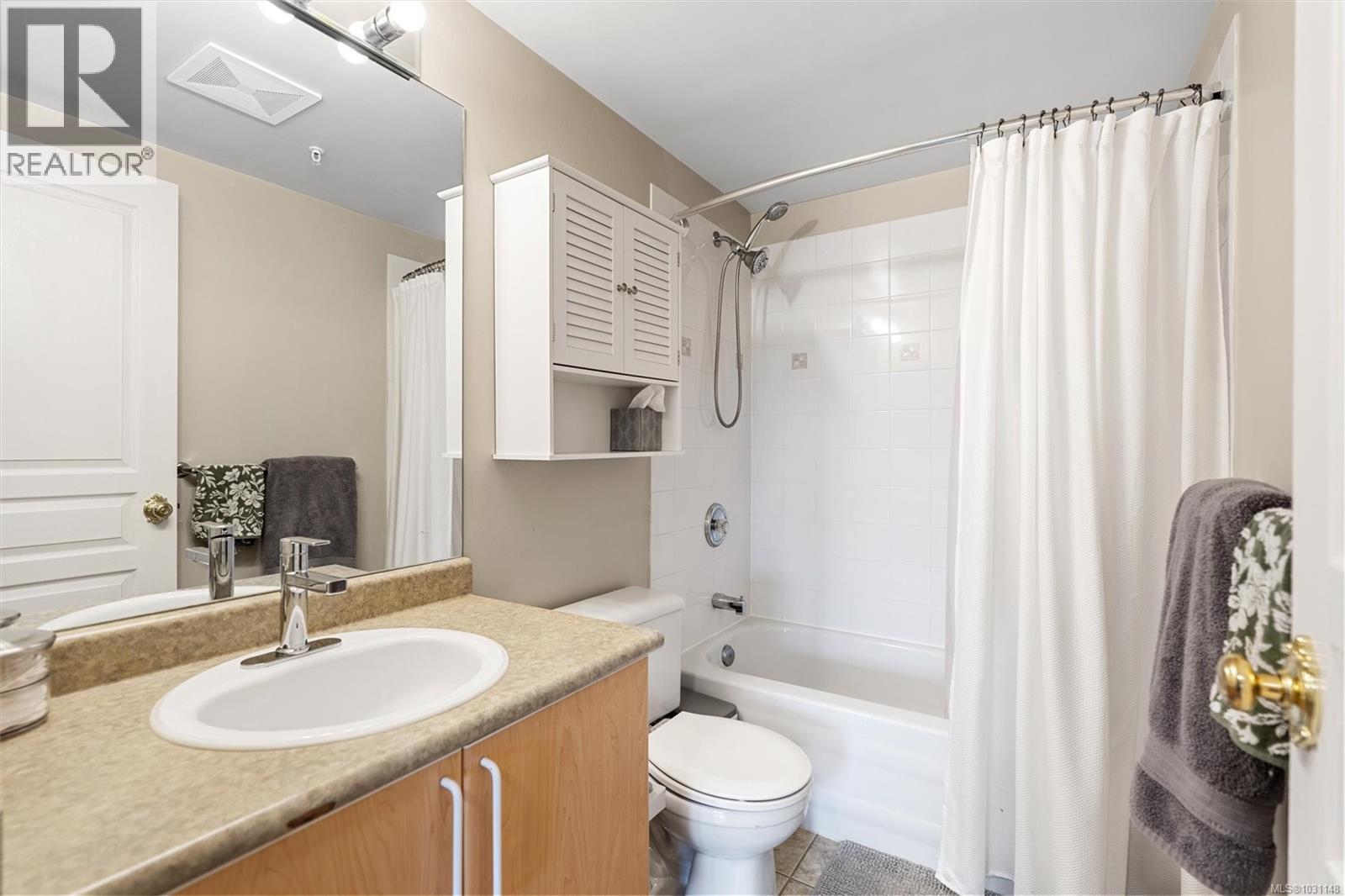 #210 799 BLACKBERRY RD - 15