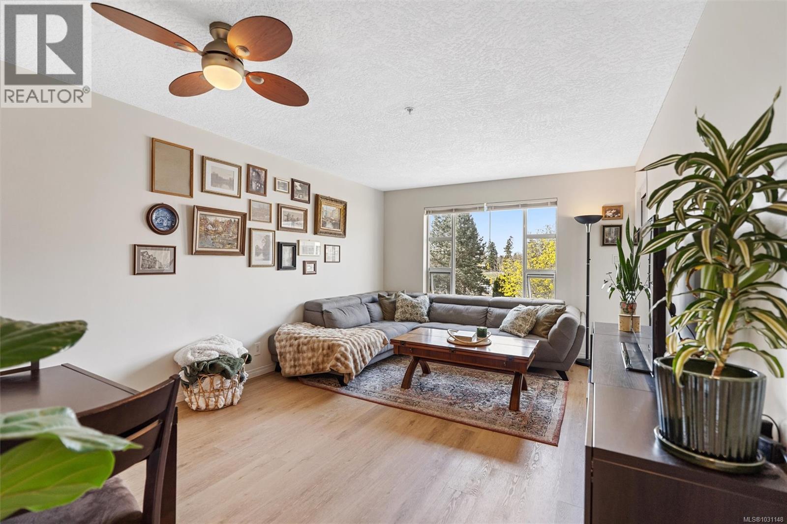 #210 799 BLACKBERRY RD - Image 3