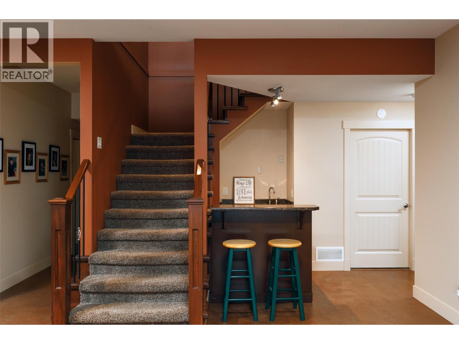  742 Crozier Avenue, Kelowna