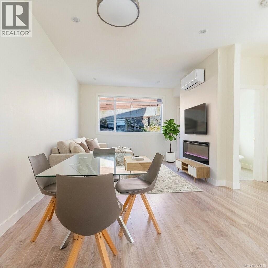 #109 3429 HAPPY VALLEY RD - Image 3