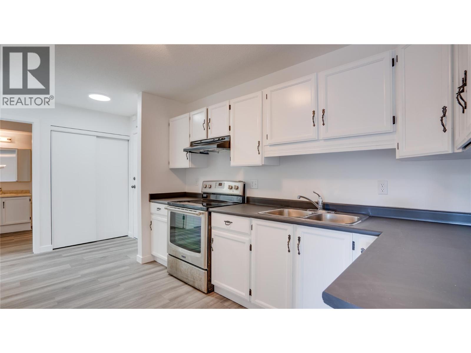 #105 3608 27 Avenue - 12