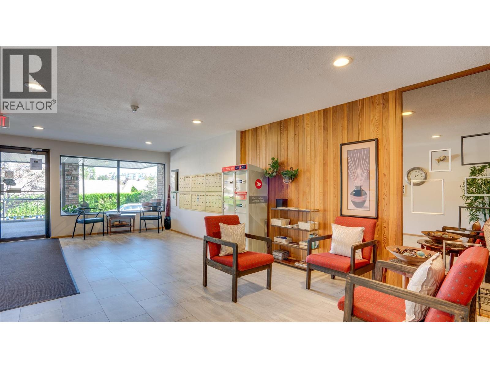 #105 3608 27 Avenue - 25