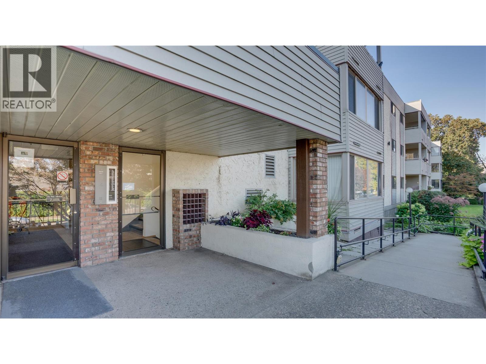 #105 3608 27 Avenue - 5
