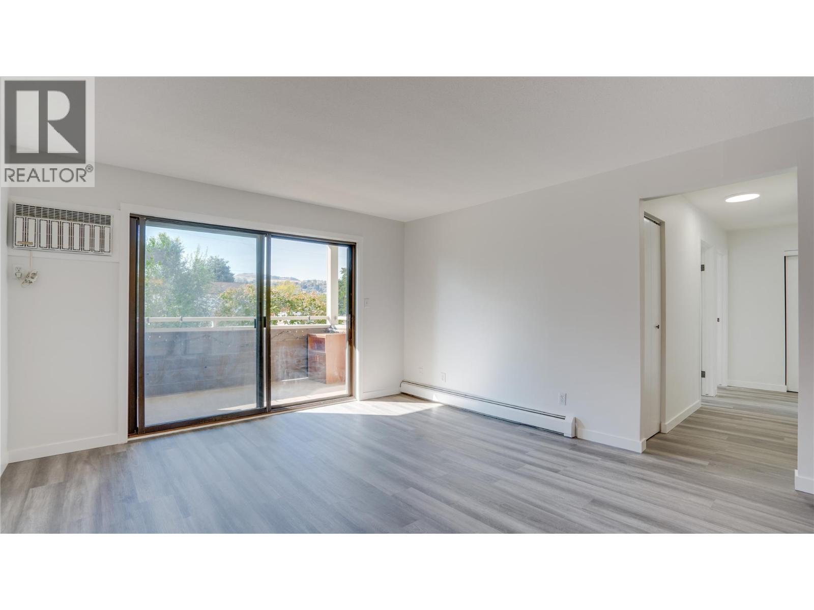 #105 3608 27 Avenue - 8