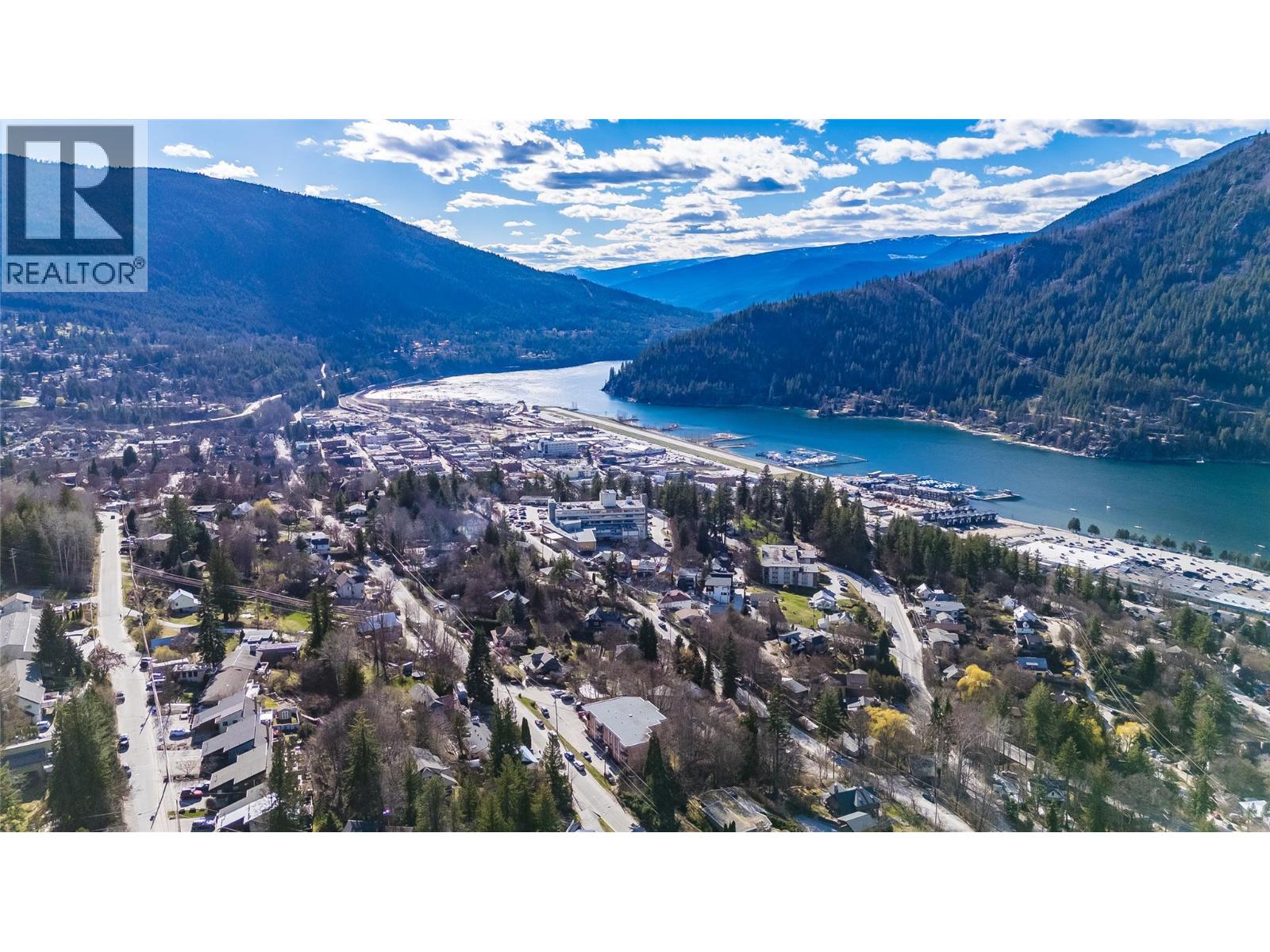 #402 191 TREVOR STREET - 50