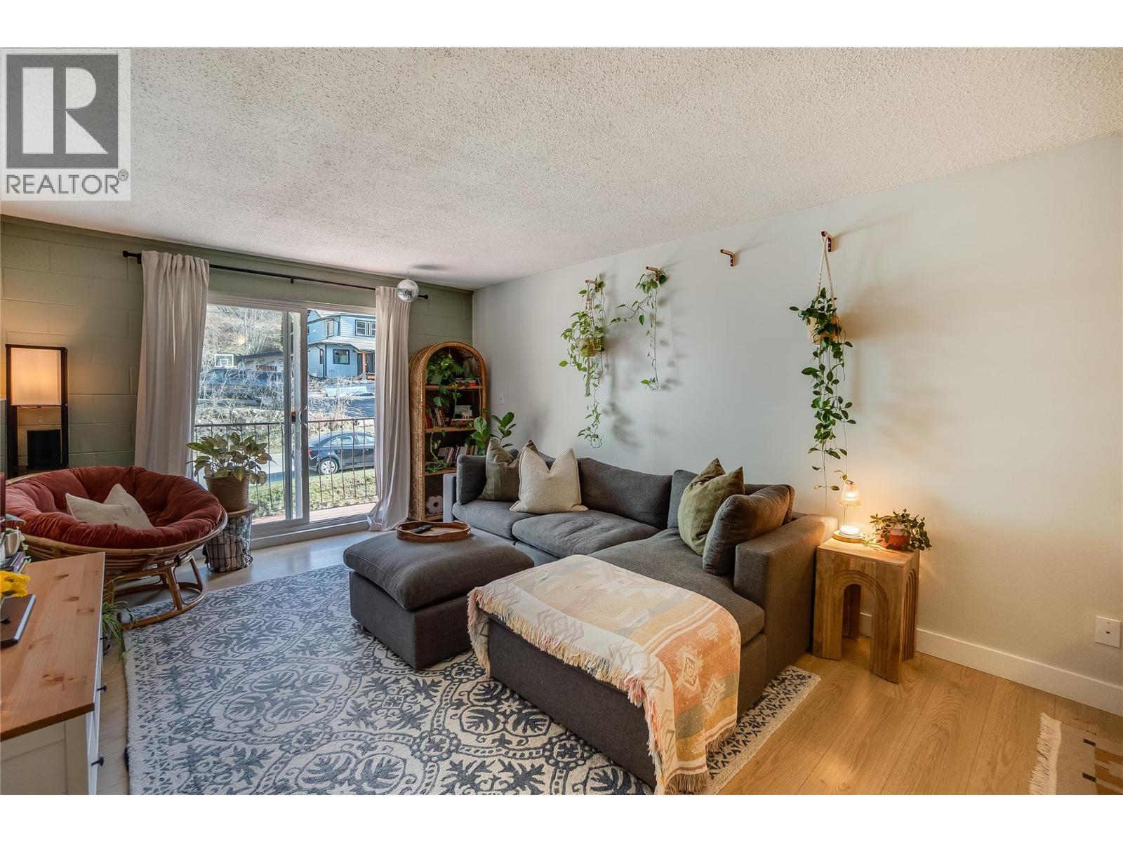 #402 191 TREVOR STREET - 18