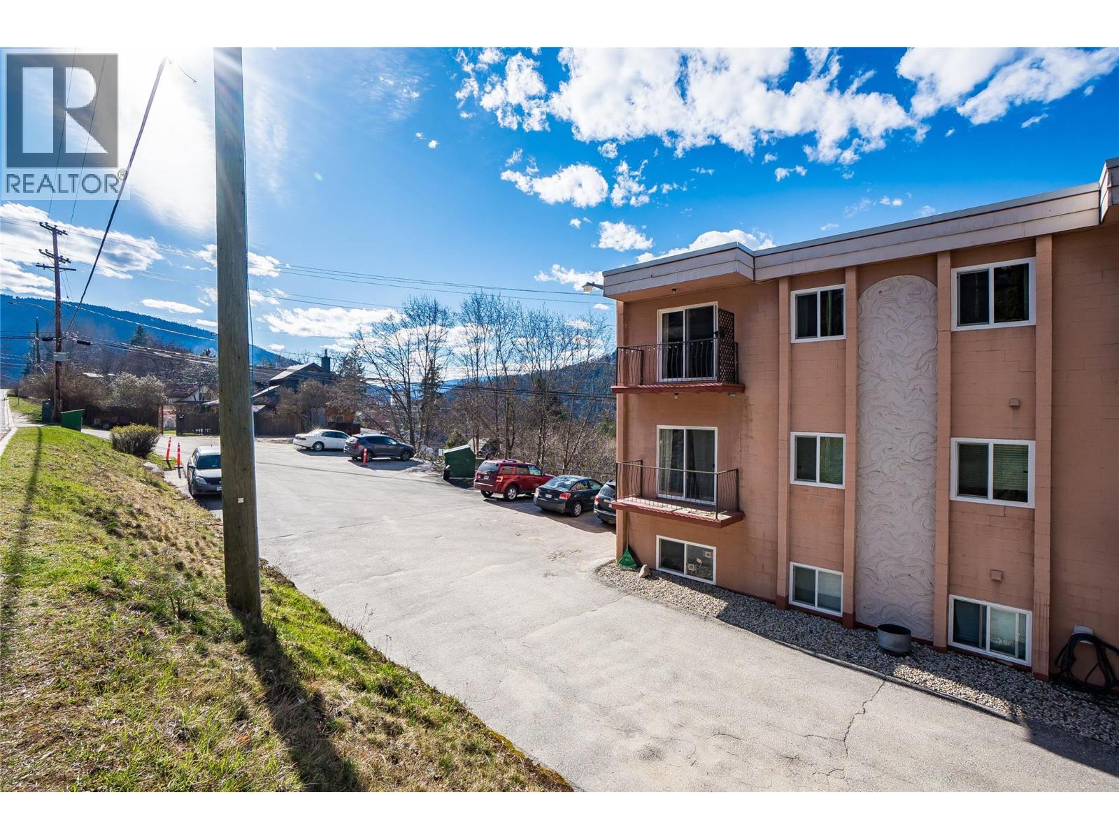 #402 191 TREVOR STREET - Image 3