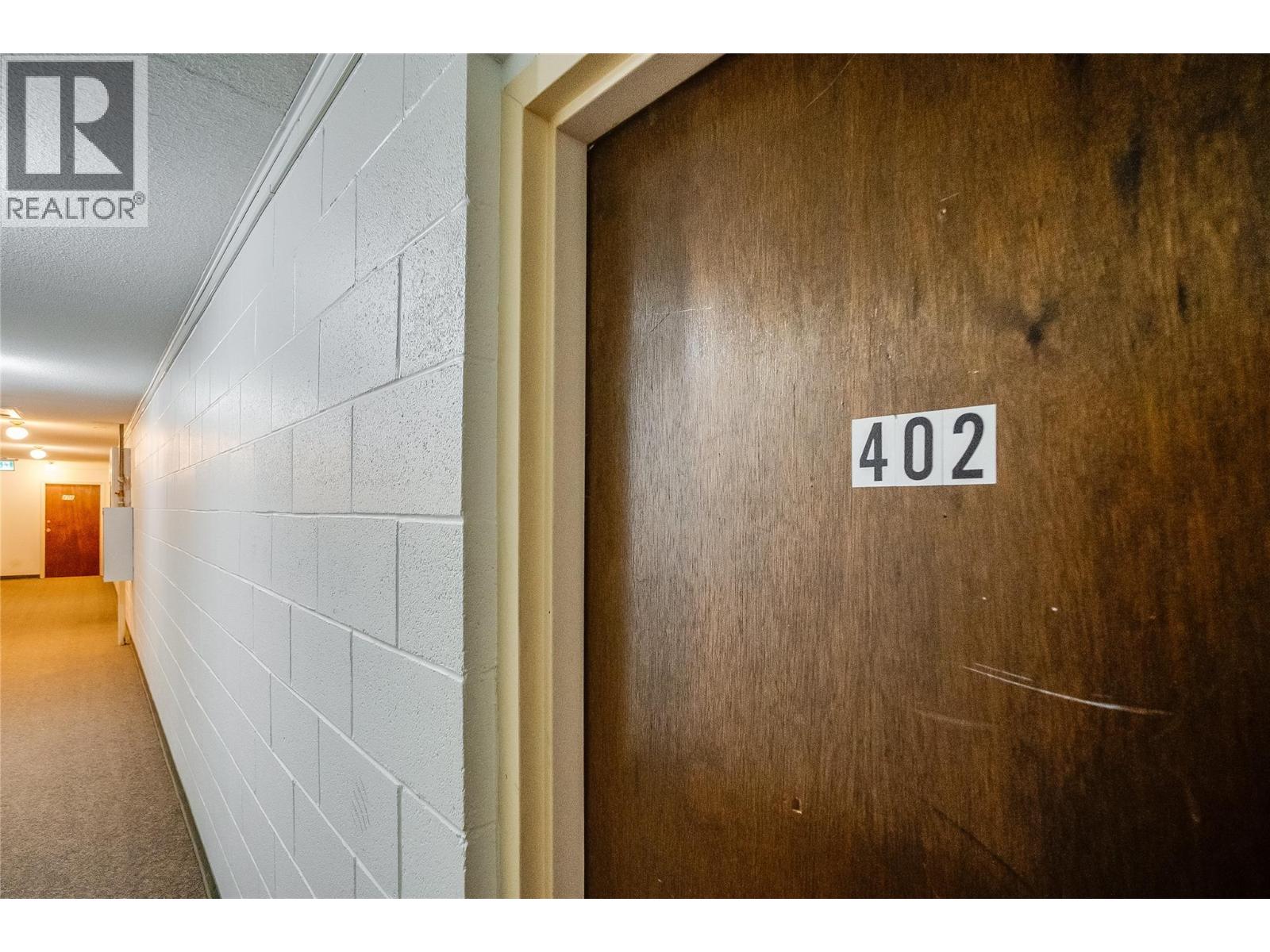 #402 191 TREVOR STREET - 33