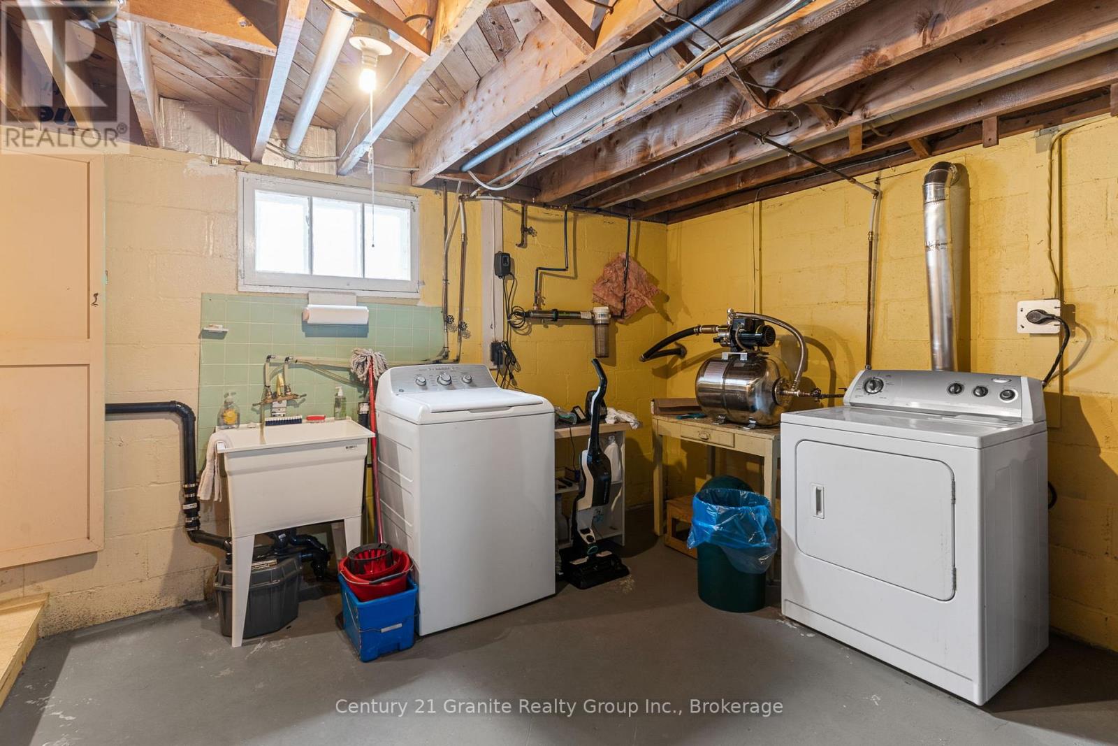 1523 COUNTY ROAD 21 ROAD - 39