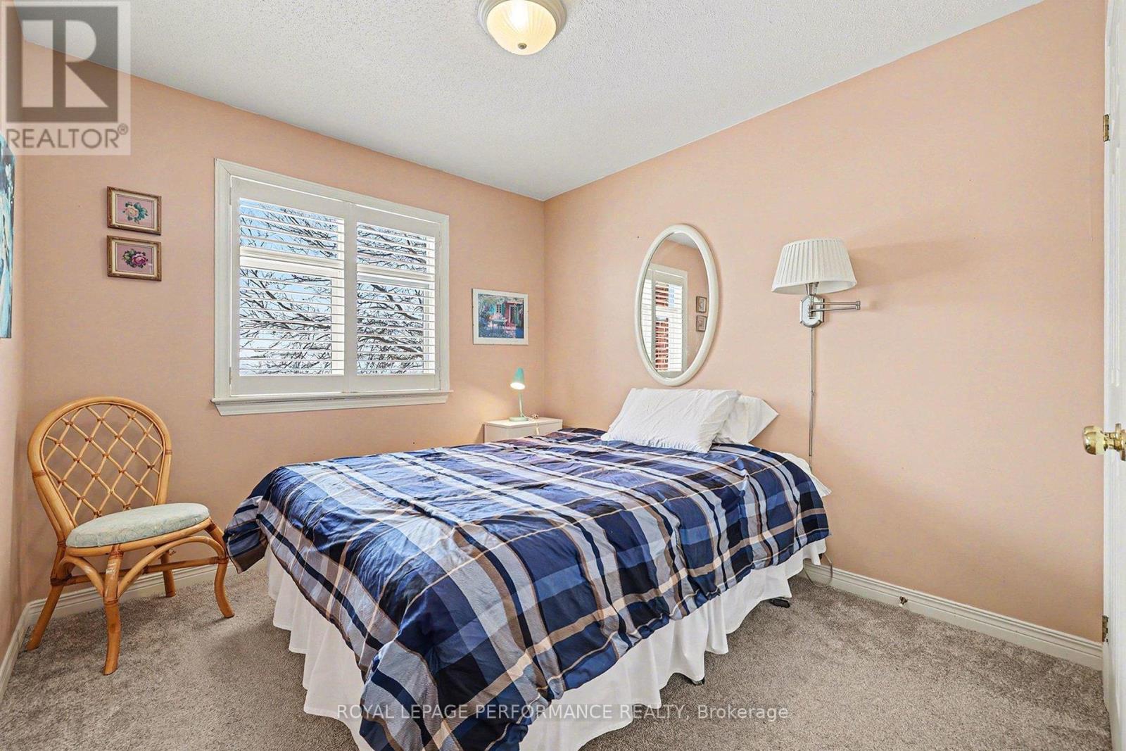 214 WINDHURST DRIVE — photo 23