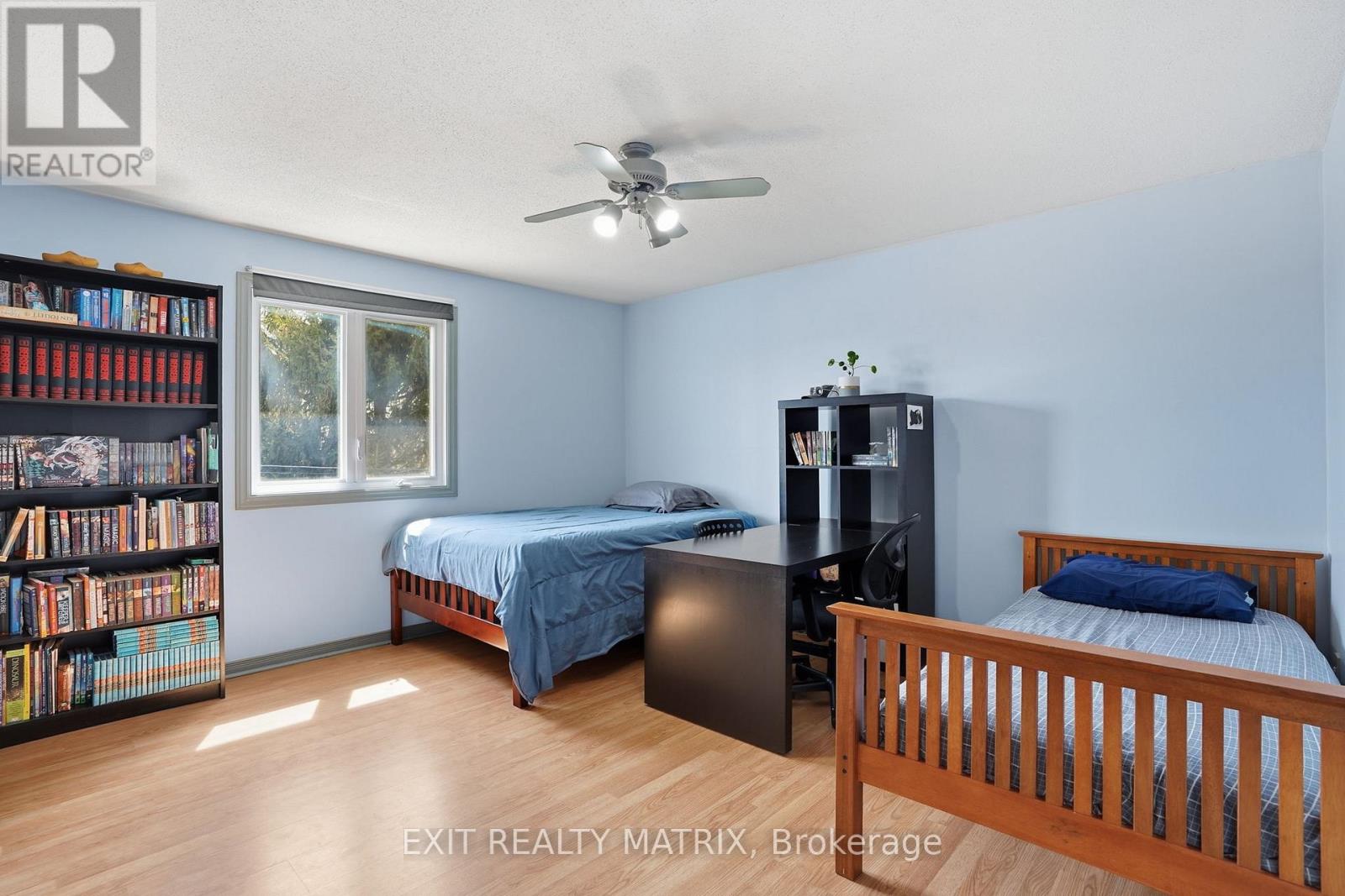 144 CENTENAIRE STREET - 23