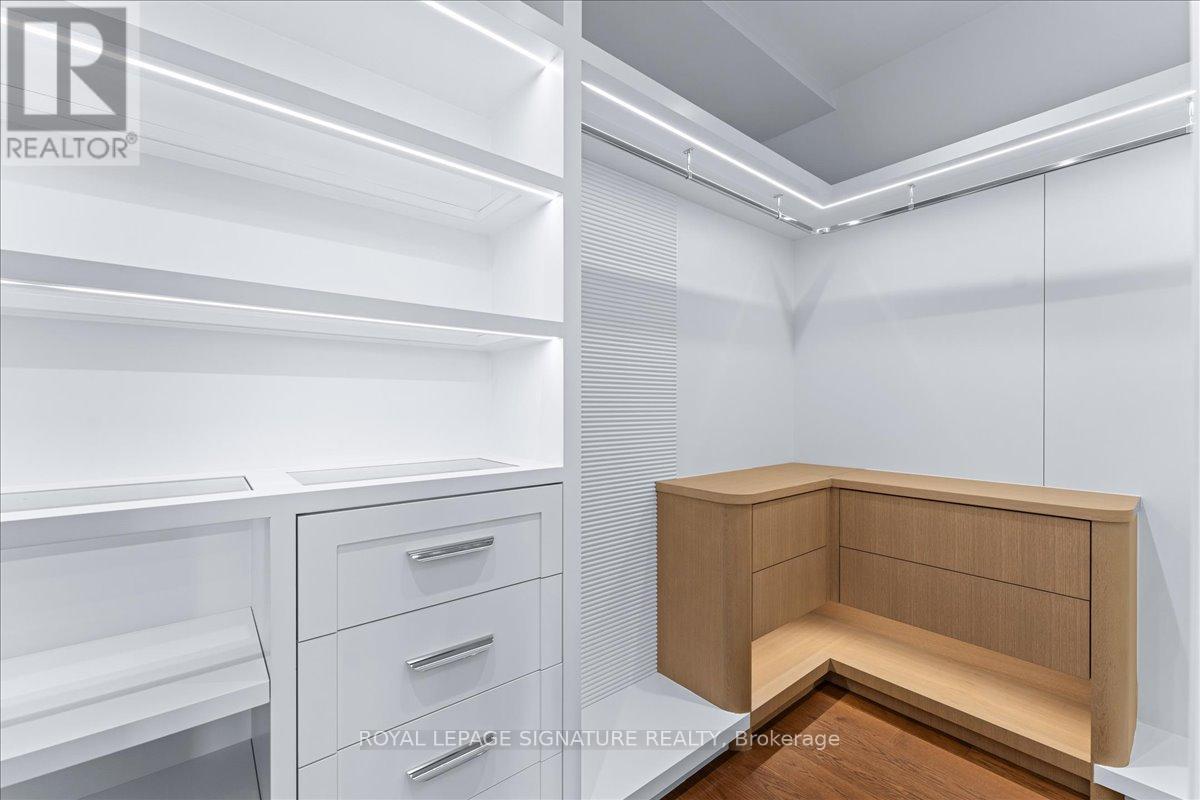 505 SOUDAN AVENUE - 21